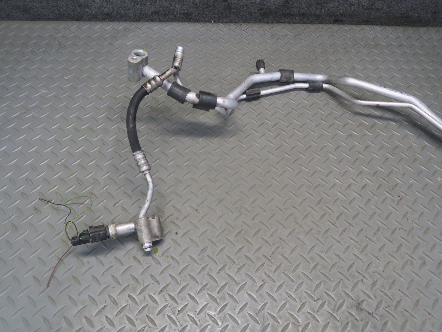 2008 VW Golf MK5 R32 Set of 3 A/C Air Condition Hose Pipe Line OEM
