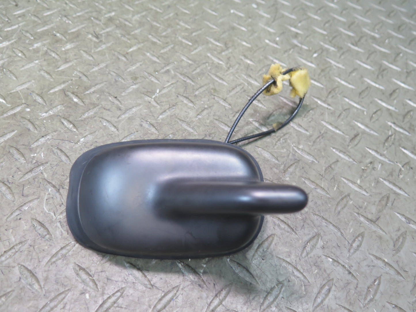 06-09 VW Golf MK5 R32 Roof Shark FIN Antenna 3C9035507 OEM