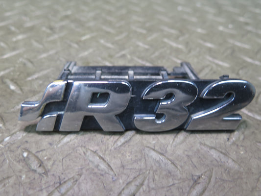 2008 VW Golf MK5 R32 Front Grille Emblem Badge Symbol 1J6853679D OEM