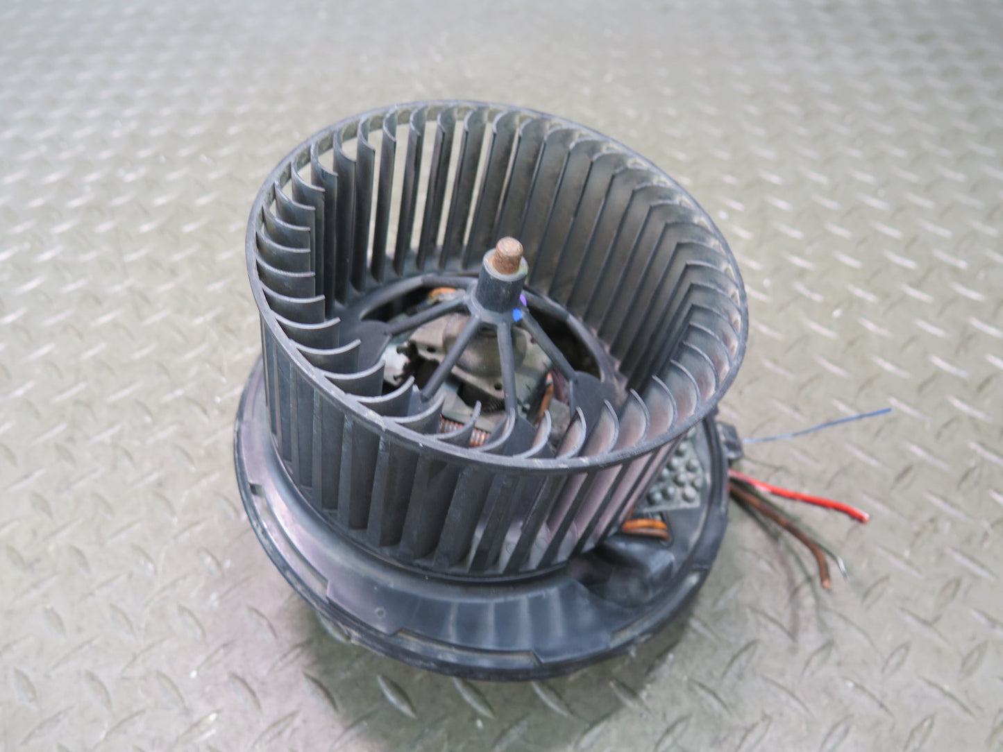 06-09 VW Golf MK5 R32 A/C Heater Blower Motor Fan w Resistor OEM