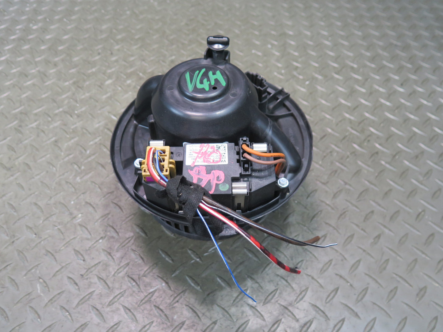 06-09 VW Golf MK5 R32 A/C Heater Blower Motor Fan w Resistor OEM