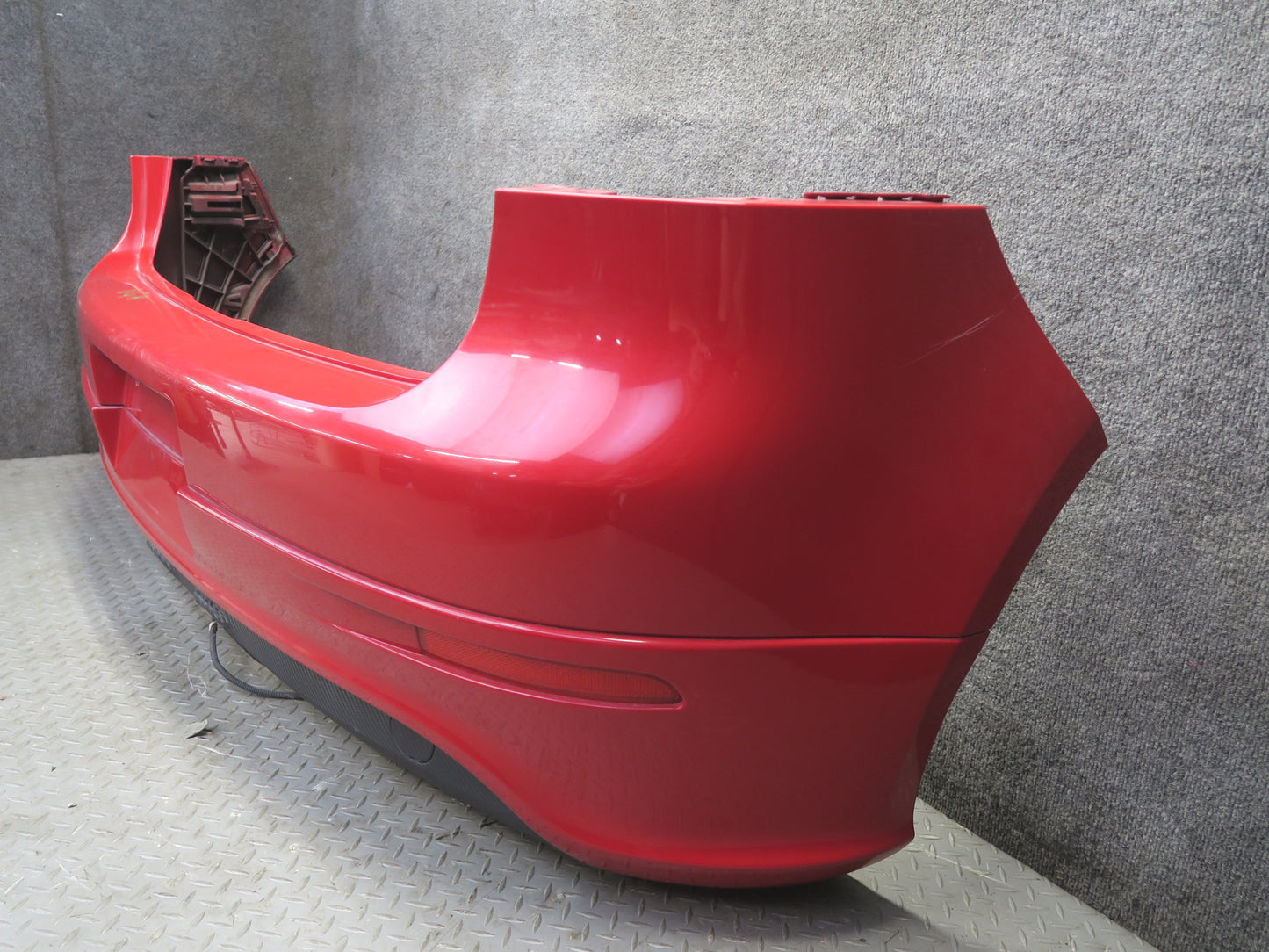 2008 VW Golf MK5 R32 Rear Bumper Cover Tornado RED OEM