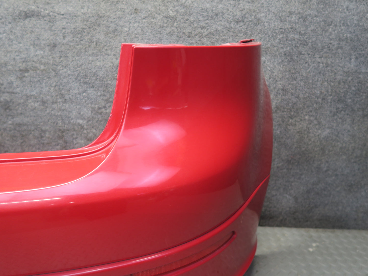 2008 VW Golf MK5 R32 Rear Bumper Cover Tornado RED OEM