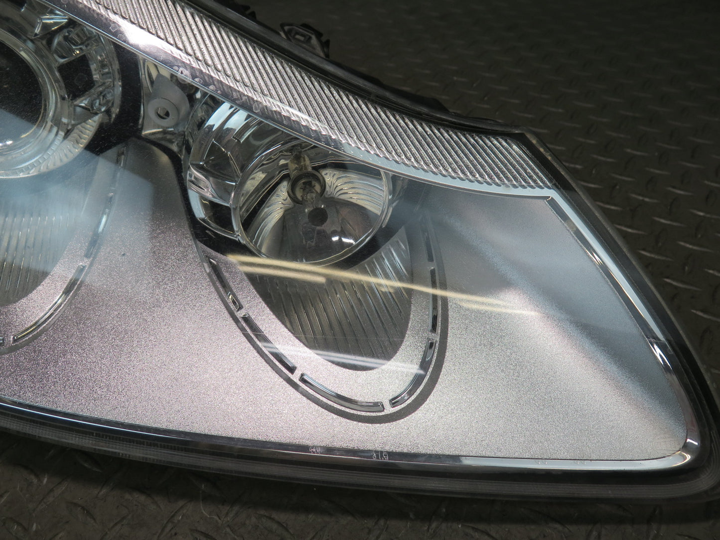 2008-2010 Porsche Cayenne 957 Front Right AFS Xenon HID Headlight Lamp w Ballast