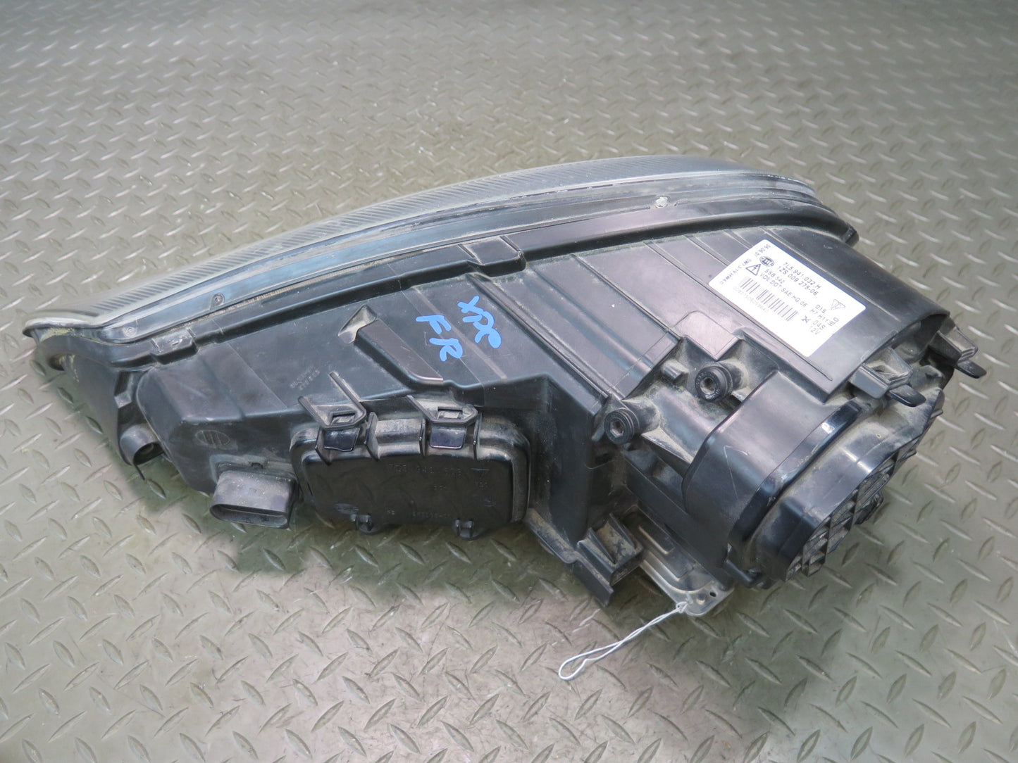 2008-2010 Porsche Cayenne 957 Front Right AFS Xenon HID Headlight Lamp w Ballast