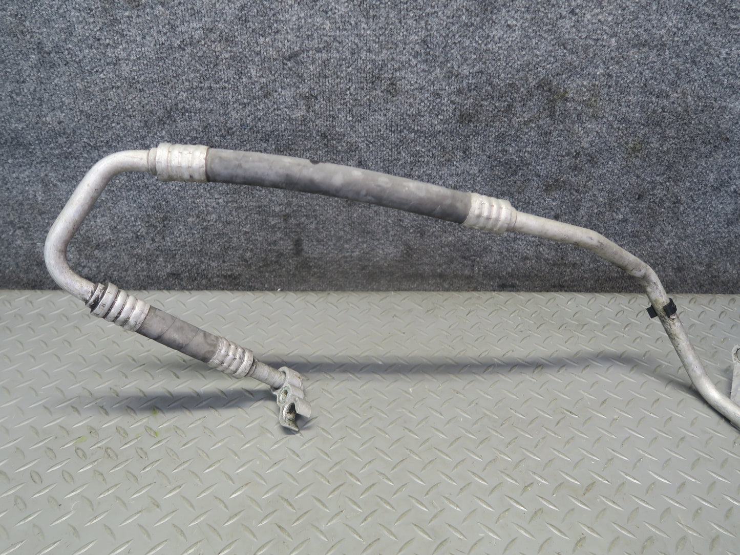 99-00 VW Eurovan T4 2.8L AES A/C Air Condition Hose Pipe Line Set OEM