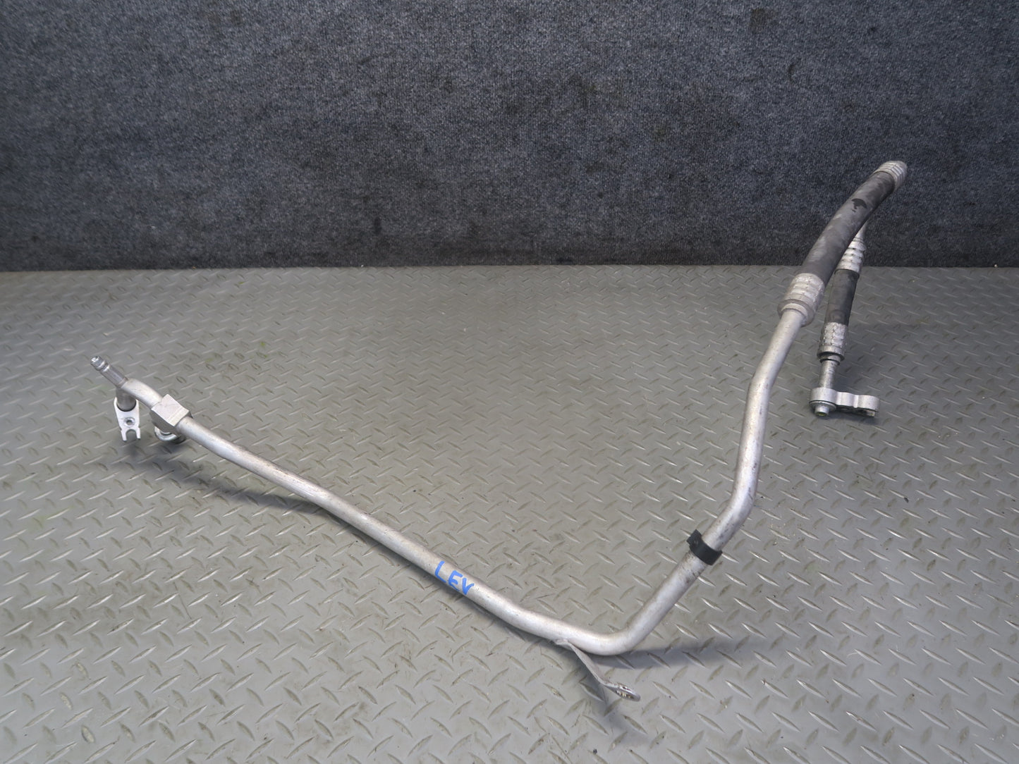 99-00 VW Eurovan T4 2.8L AES A/C Air Condition Hose Pipe Line Set OEM