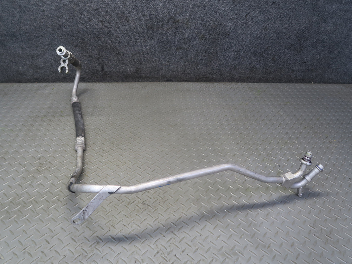 99-00 VW Eurovan T4 2.8L AES A/C Air Condition Hose Pipe Line Set OEM