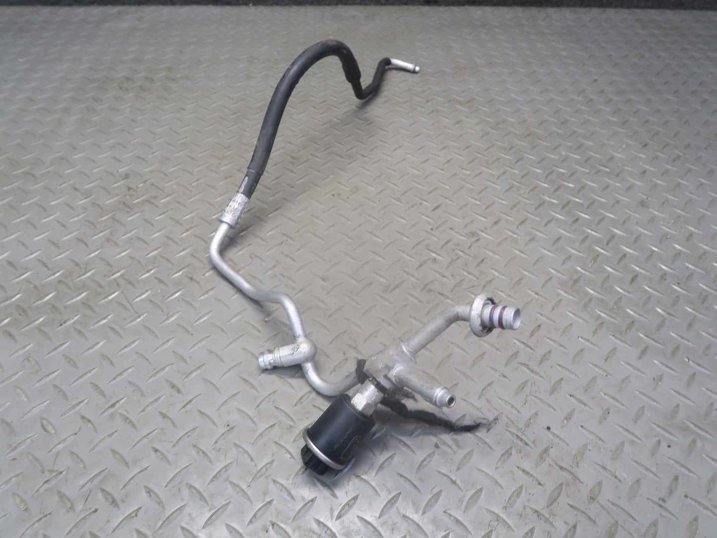 99-00 VW Eurovan T4 2.8L AES A/C Air Condition Hose Pipe Line Set OEM