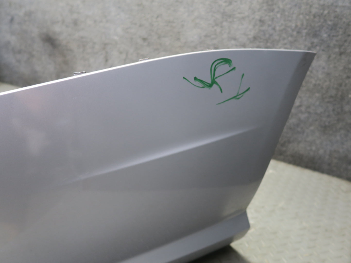 13-16 Mercedes R231 SL550 AMG Sport Rear Bumper Cover Iridium Silver w PDC OEM