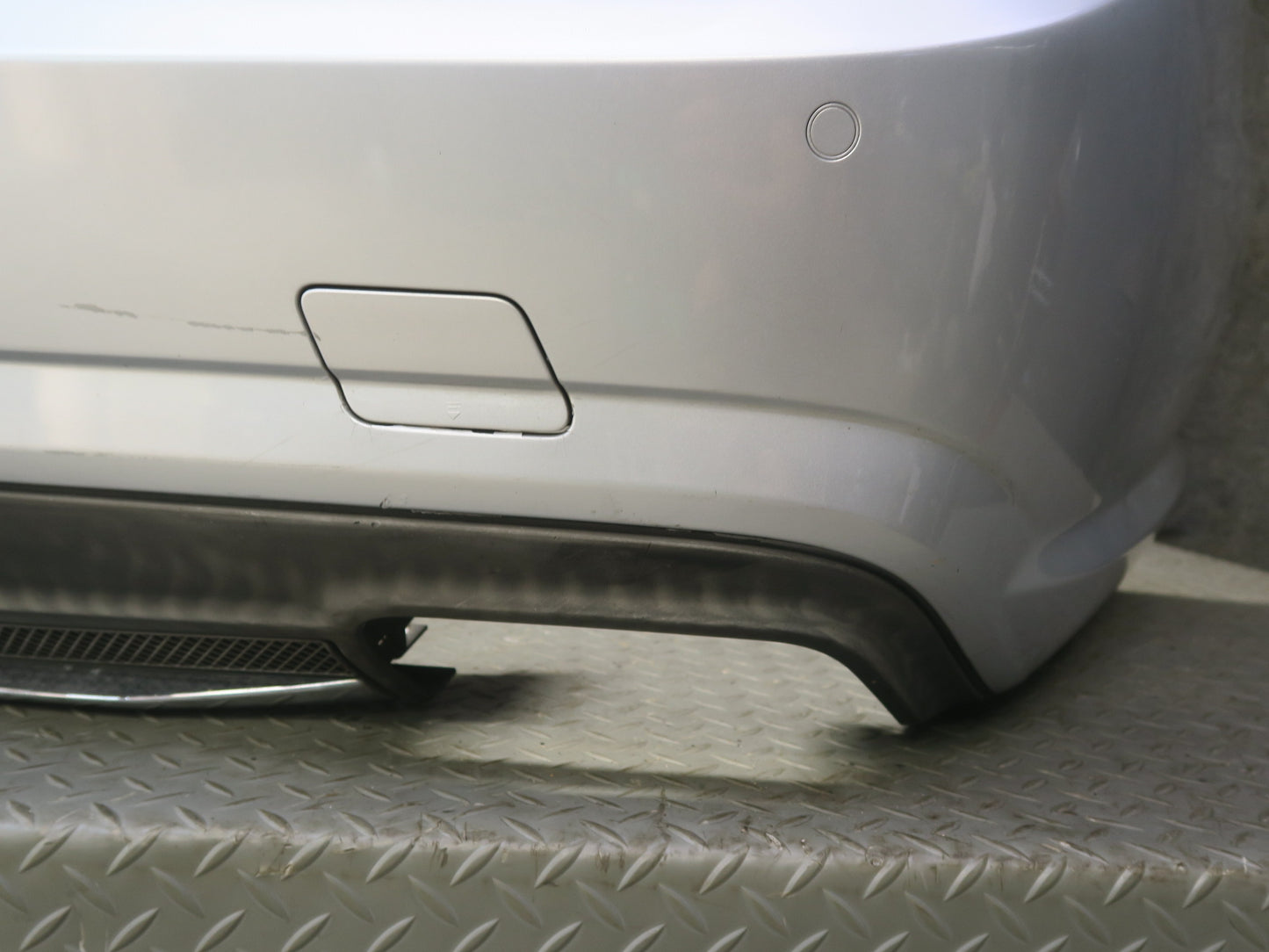 13-16 Mercedes R231 SL550 AMG Sport Rear Bumper Cover Iridium Silver w PDC OEM
