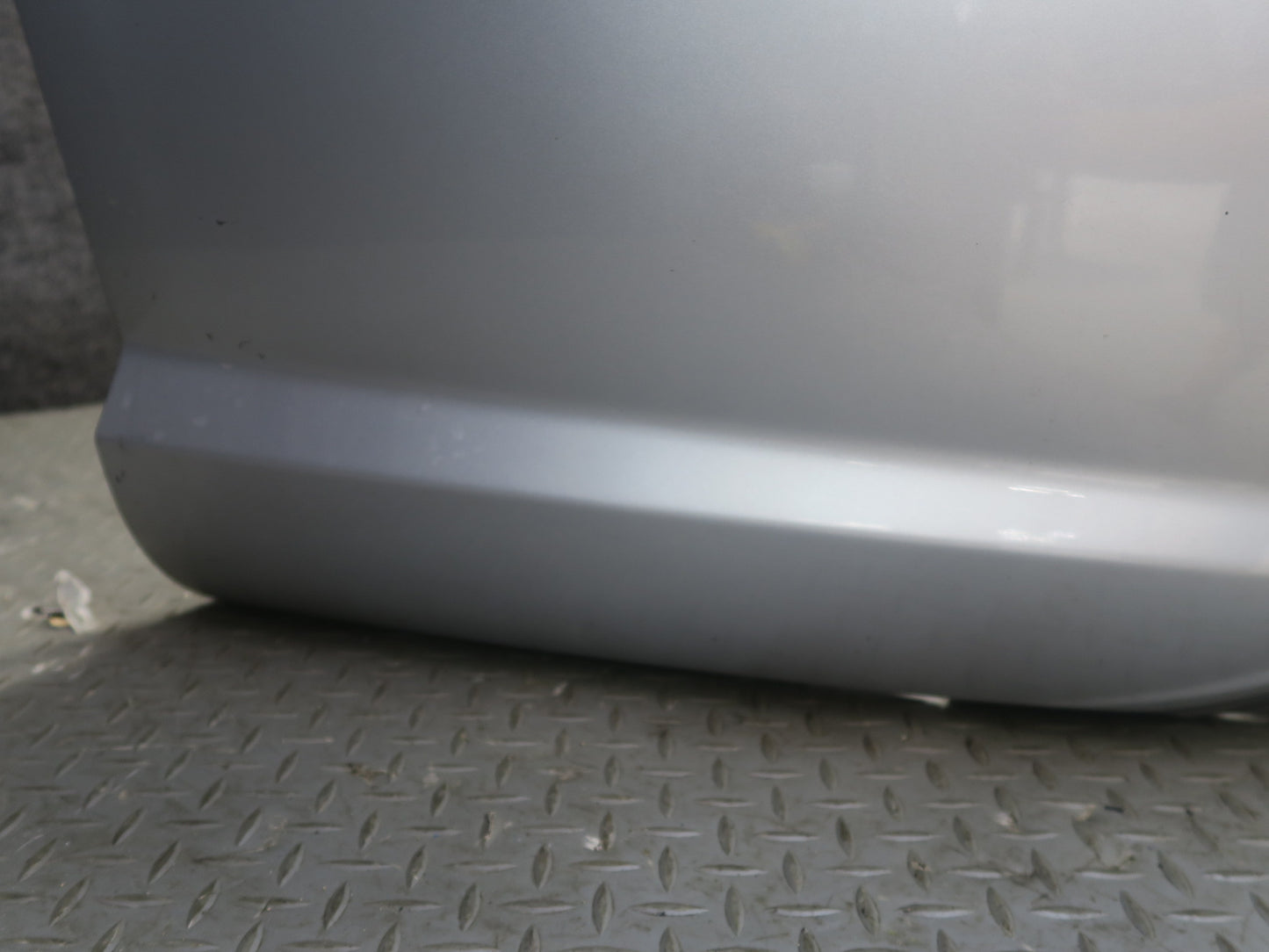 13-16 Mercedes R231 SL550 AMG Sport Rear Bumper Cover Iridium Silver w PDC OEM