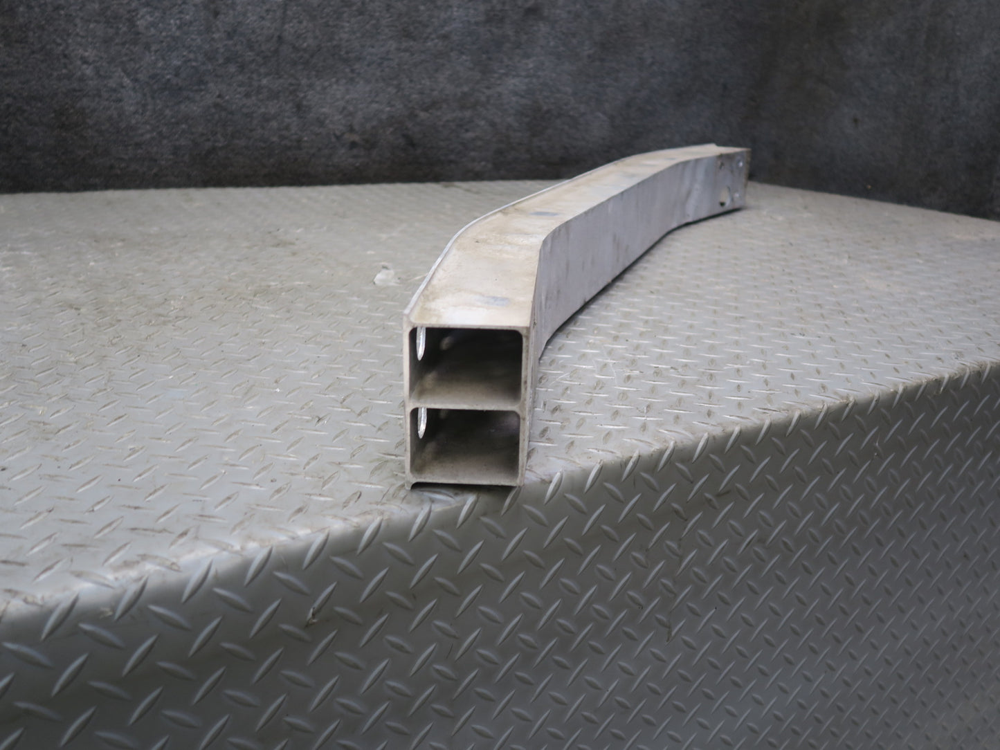 02-10 Lexus UZZ40L SC430 Rear Bumper Reinforcement Impact Foam w Bar OEM