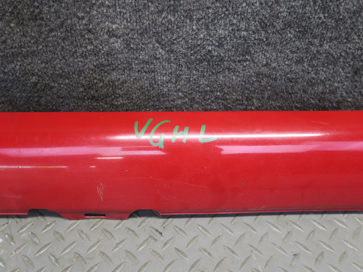 2008 VW Golf MK5 R32 Left Side Skirt Rocker Panel Lower Molding Tornado RED OEM