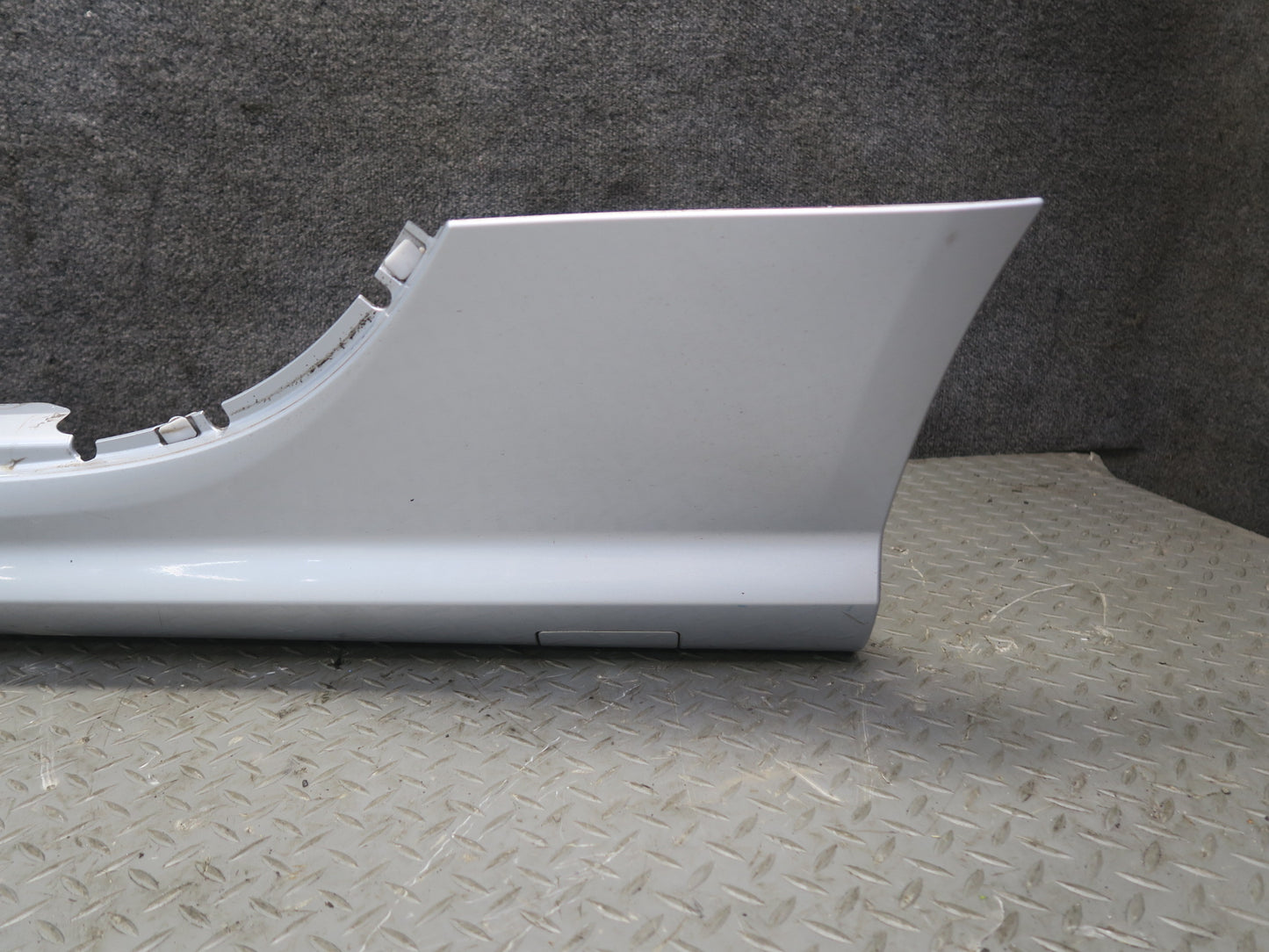 13-16 Mercedes R231 SL550 AMG Left Side Skirt Rocker Panel Lower Molding OEM