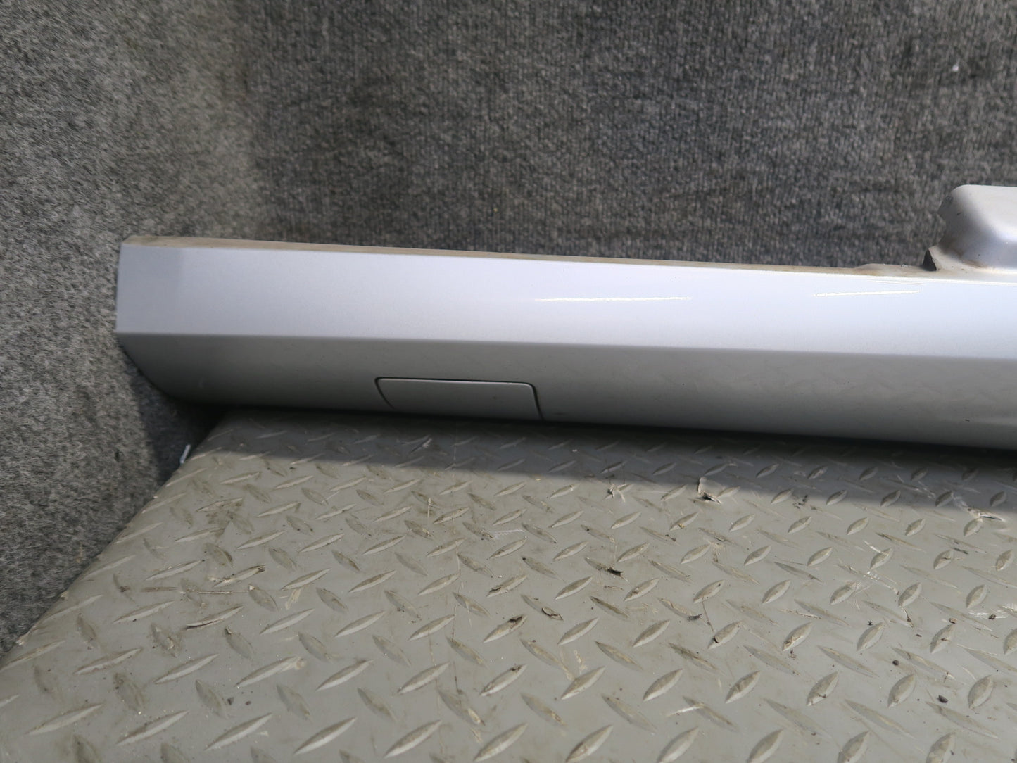 13-16 Mercedes R231 SL550 AMG Left Side Skirt Rocker Panel Lower Molding OEM