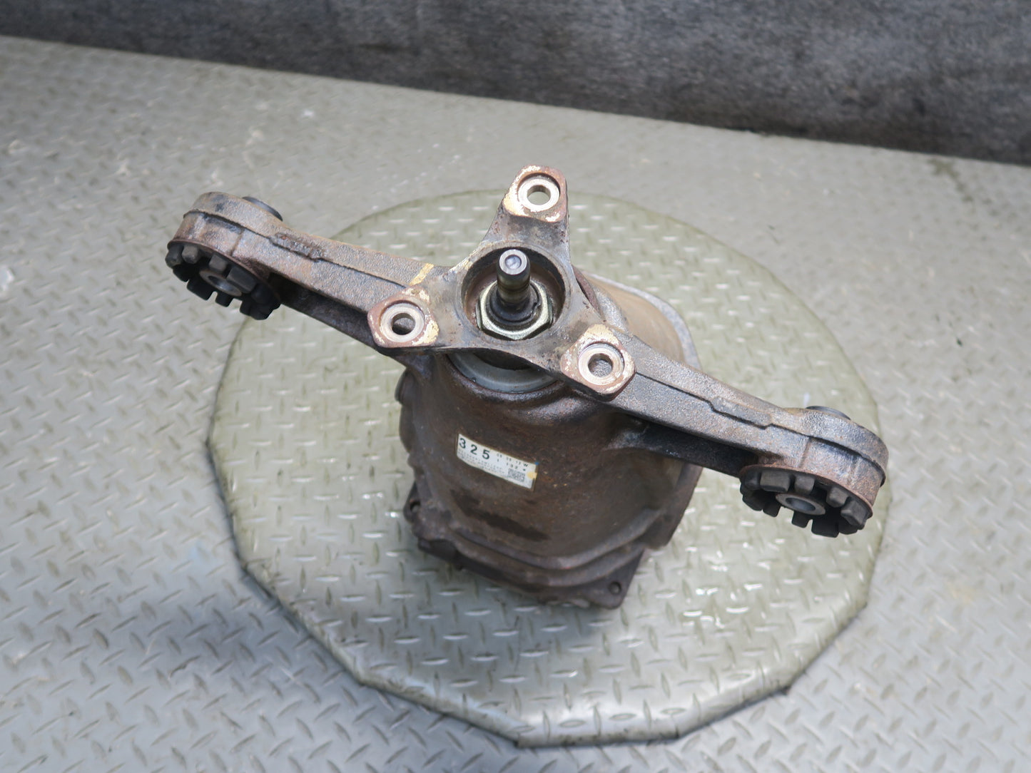 06-10 Lexus SC430 Rear Differential Carrier 3.769 Ratio 74K Miles OEM