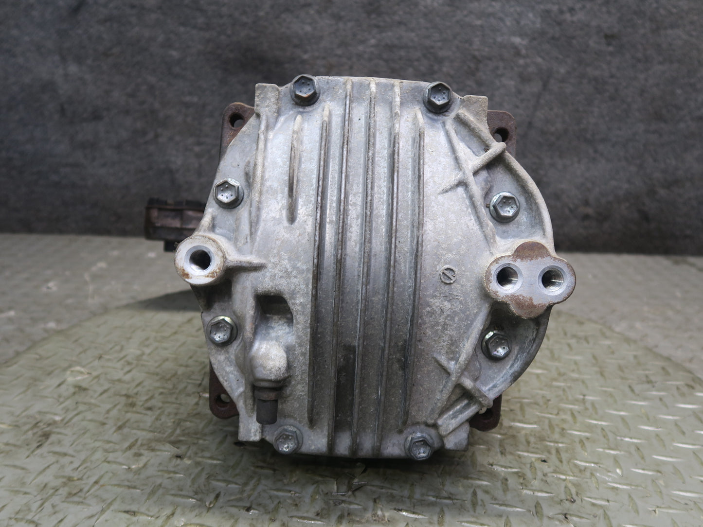 06-10 Lexus SC430 Rear Differential Carrier 3.769 Ratio 74K Miles OEM
