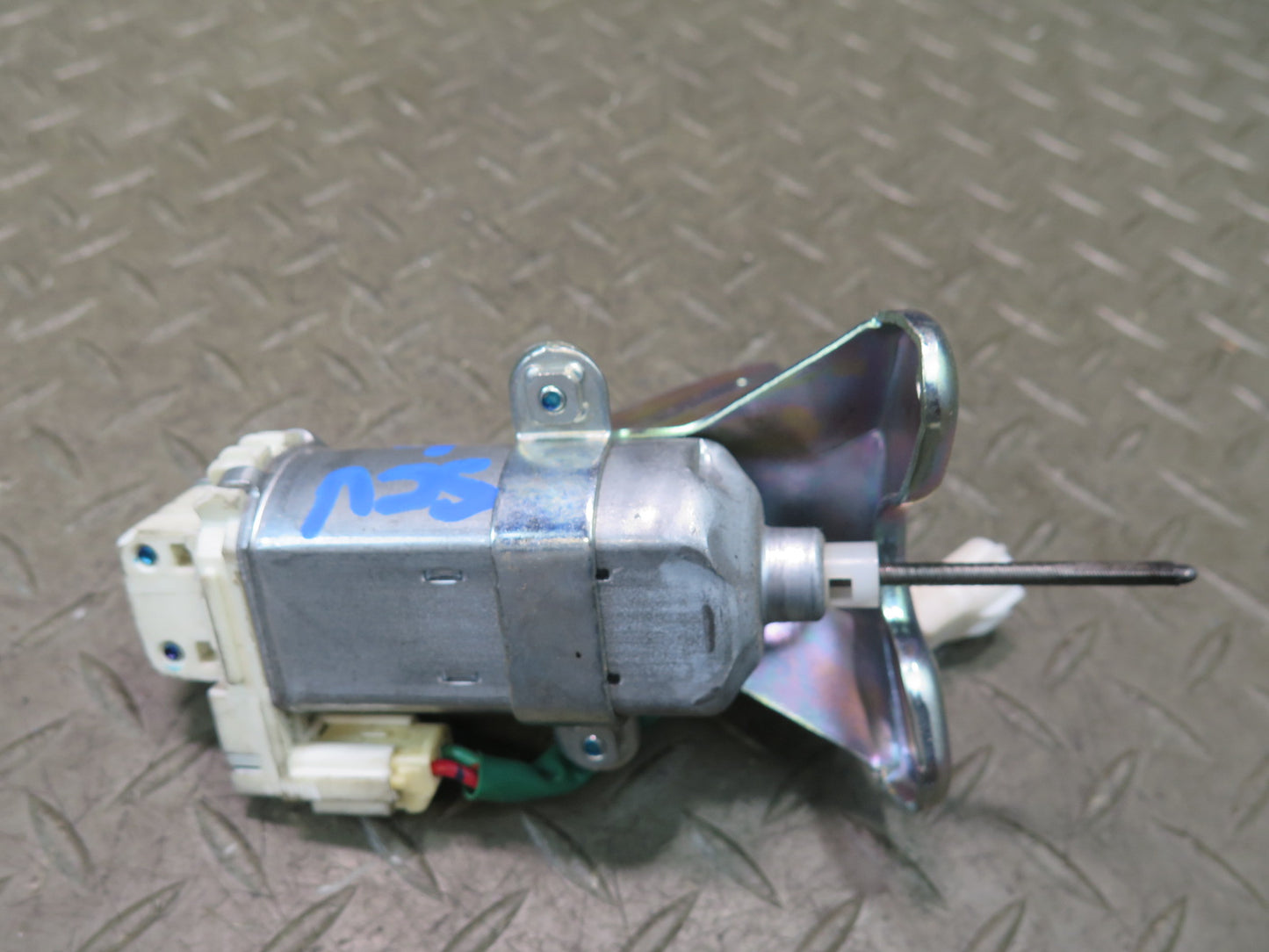 02-10 Lexus UZZ40L SC430 Set of 2 Rear Trunk Hinge Drive Gear Motor OEM