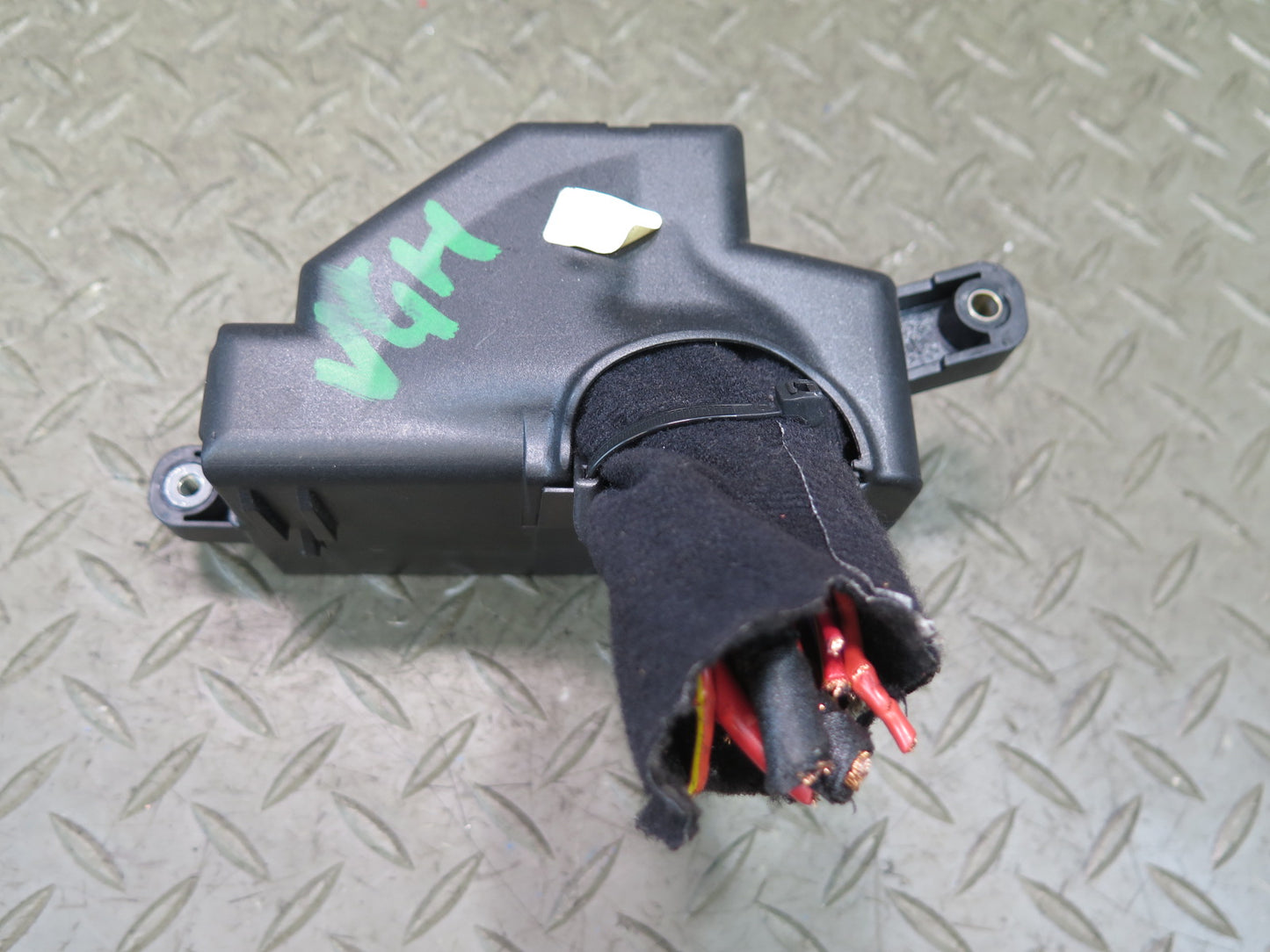 2008 VW Golf R32 Dash Fuse Relay Box Module OEM