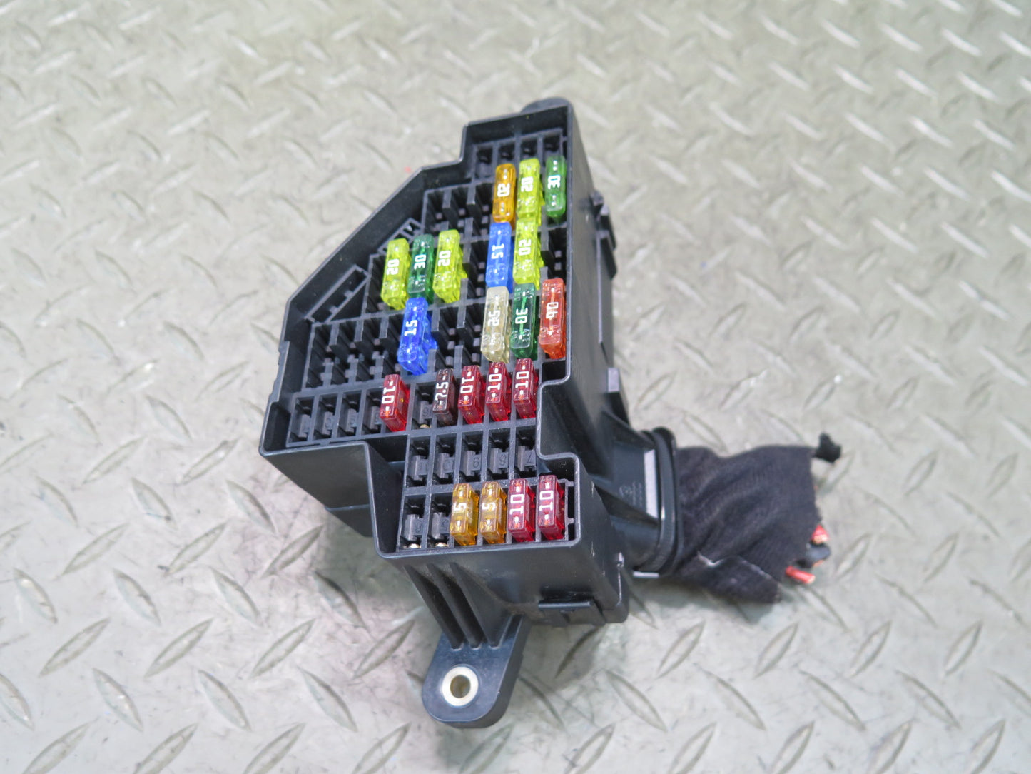 2008 VW Golf R32 Dash Fuse Relay Box Module OEM