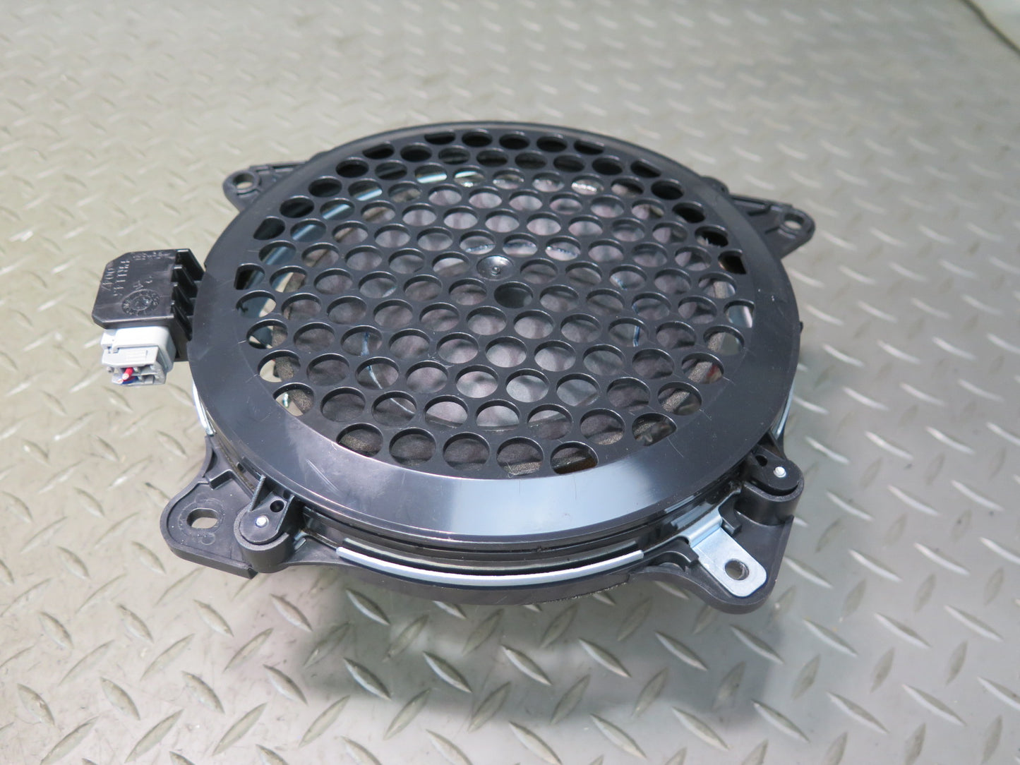 02-10 Lexus SC430 5pcs Mark Levinson Subwoofer Speaker Tweeter Set OEM