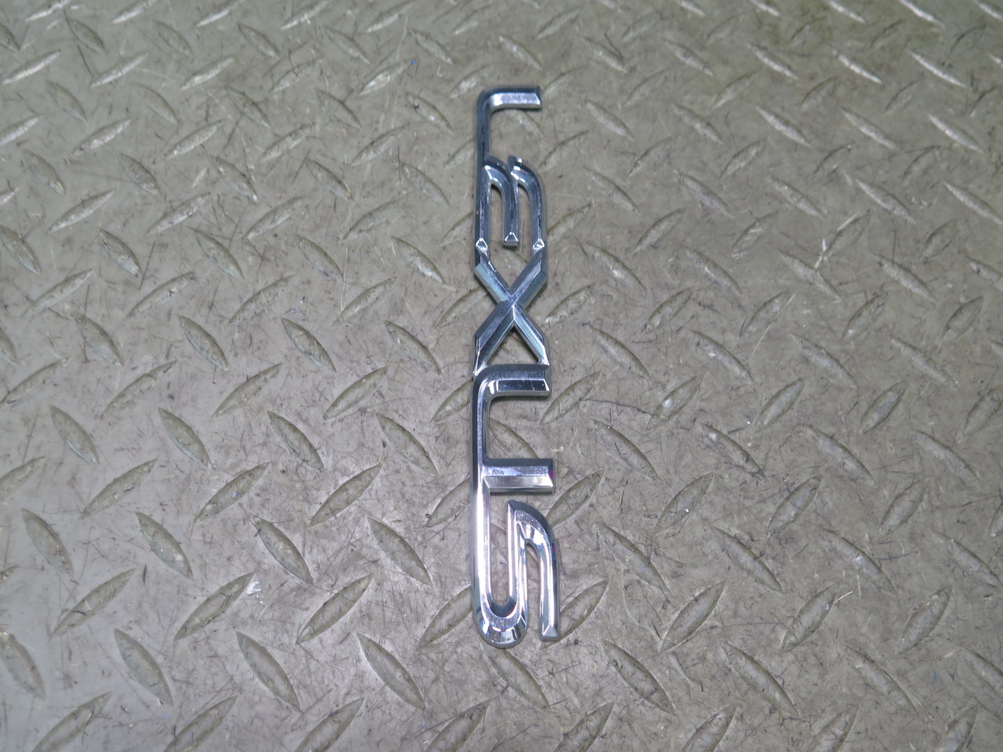 02-10 Lexus UZZ40L SC430 Rear Trunk Lid Ornament Emblem Logo Badge Set OEM