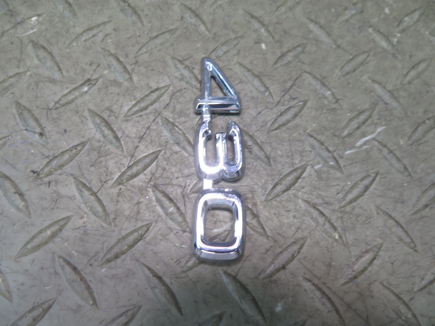 02-10 Lexus UZZ40L SC430 Rear Trunk Lid Ornament Emblem Logo Badge Set OEM