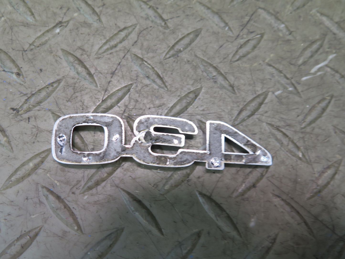 02-10 Lexus UZZ40L SC430 Rear Trunk Lid Ornament Emblem Logo Badge Set OEM