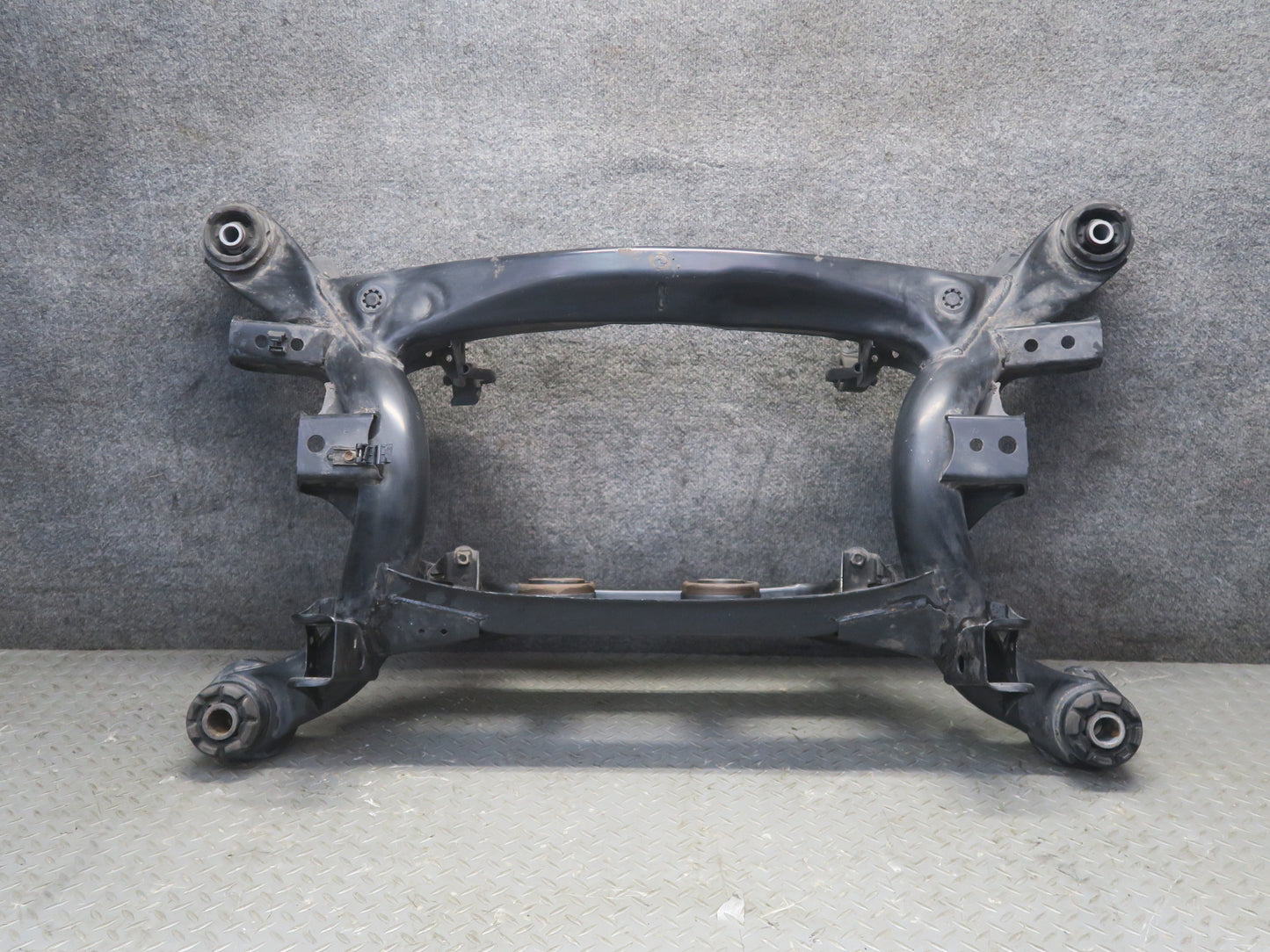 02-10 Lexus UZZ40L SC430 Rear Suspension Crossmember Sub Frame Subframe 74K OEM