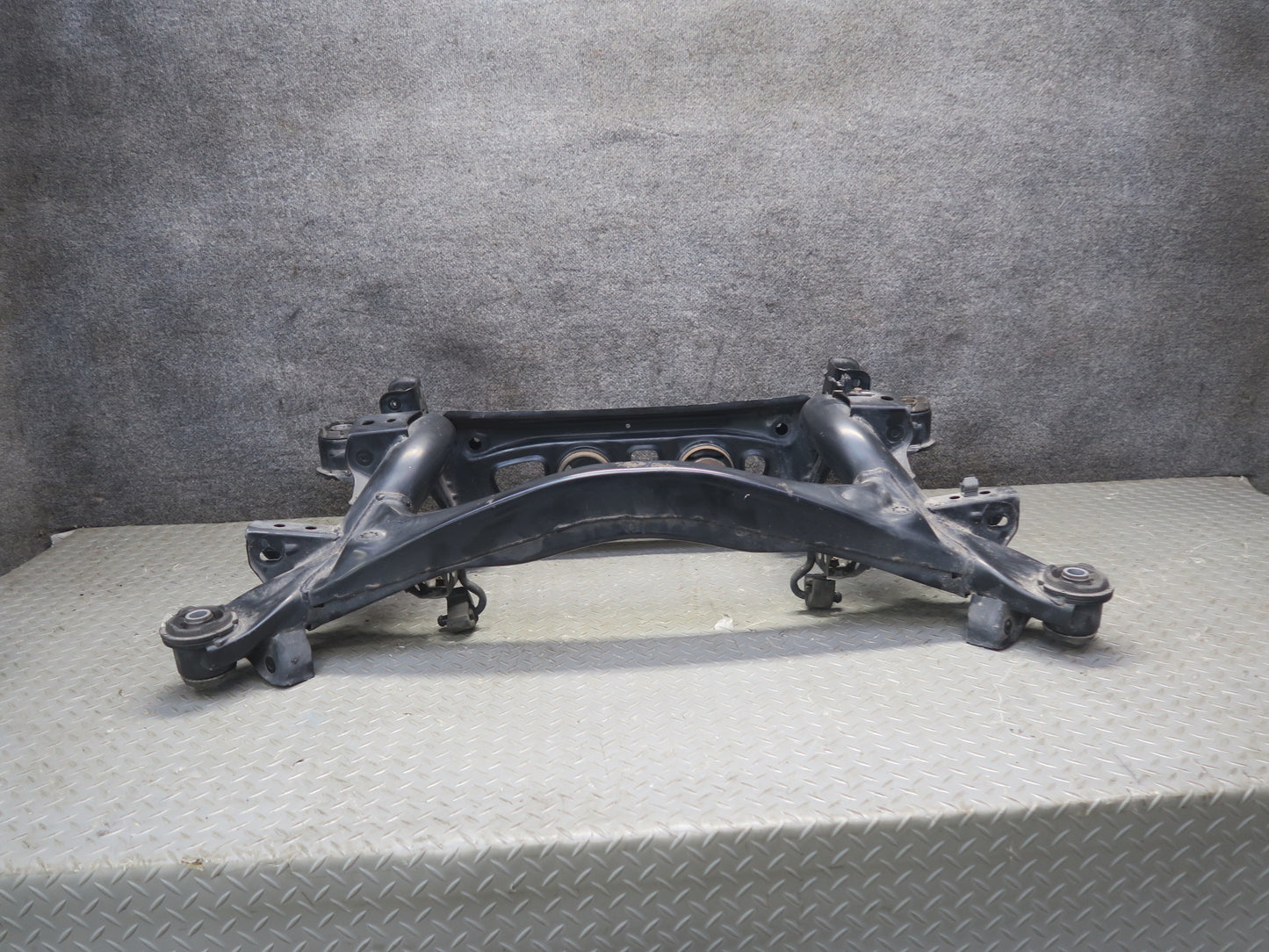 02-10 Lexus UZZ40L SC430 Rear Suspension Crossmember Sub Frame Subframe 74K OEM