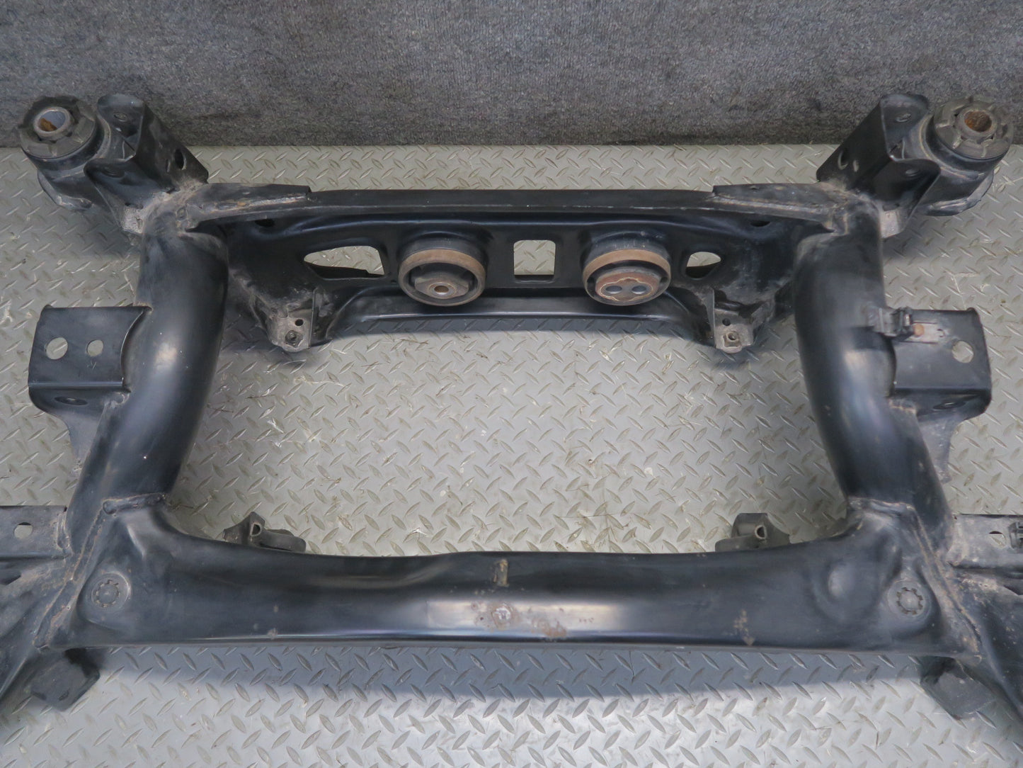 02-10 Lexus UZZ40L SC430 Rear Suspension Crossmember Sub Frame Subframe 74K OEM