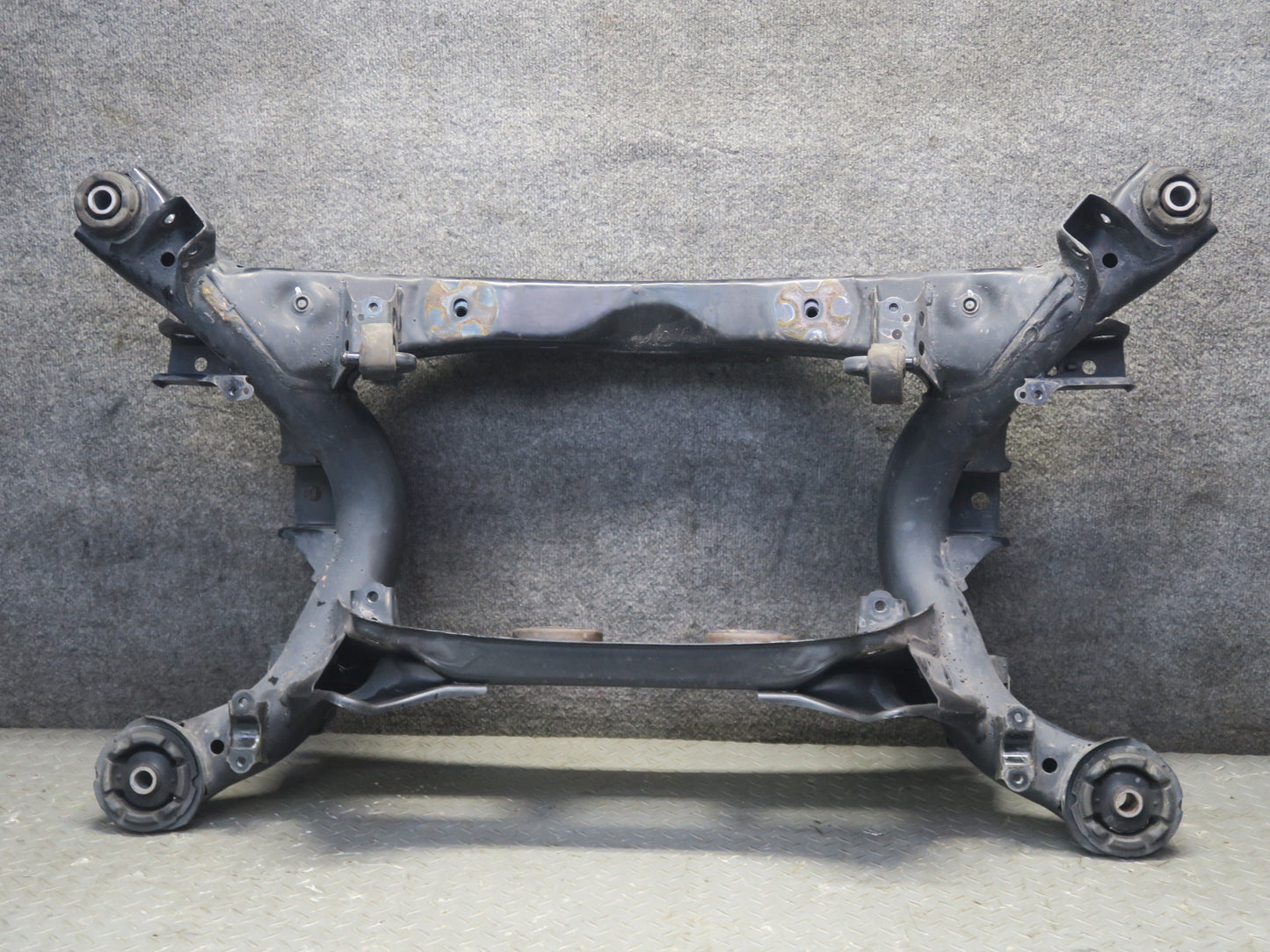 02-10 Lexus UZZ40L SC430 Rear Suspension Crossmember Sub Frame Subframe 74K OEM