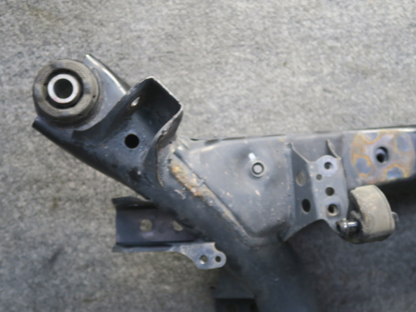 02-10 Lexus UZZ40L SC430 Rear Suspension Crossmember Sub Frame Subframe 74K OEM