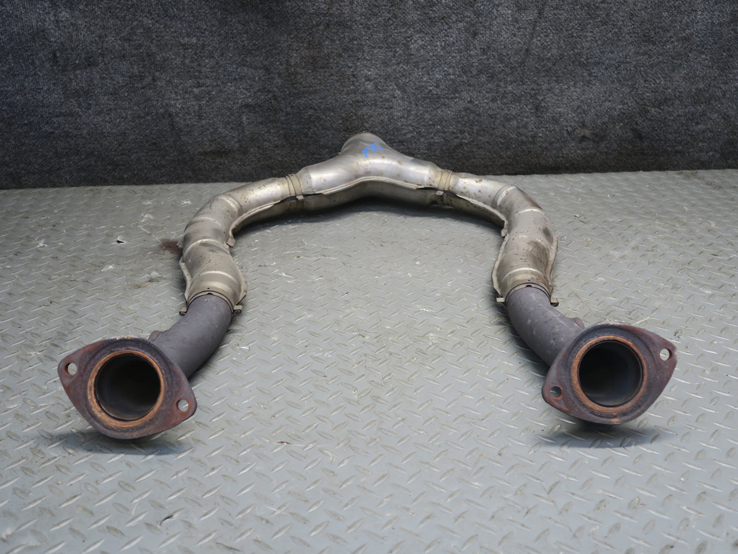 02-10 Lexus UZZ40L SC430 Front Exhaust Y Pipe Line 74K Miles OEM