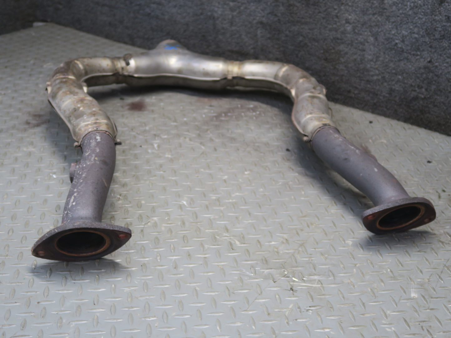 02-10 Lexus UZZ40L SC430 Front Exhaust Y Pipe Line 74K Miles OEM