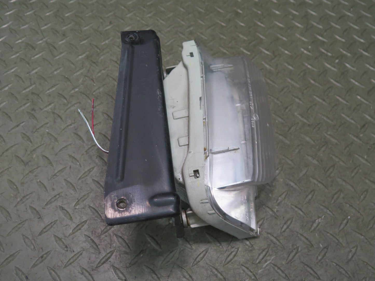 06-10 Lexus SC430 Set of 2 Rear Bumper Left & Right Backup Reverse Light OEM