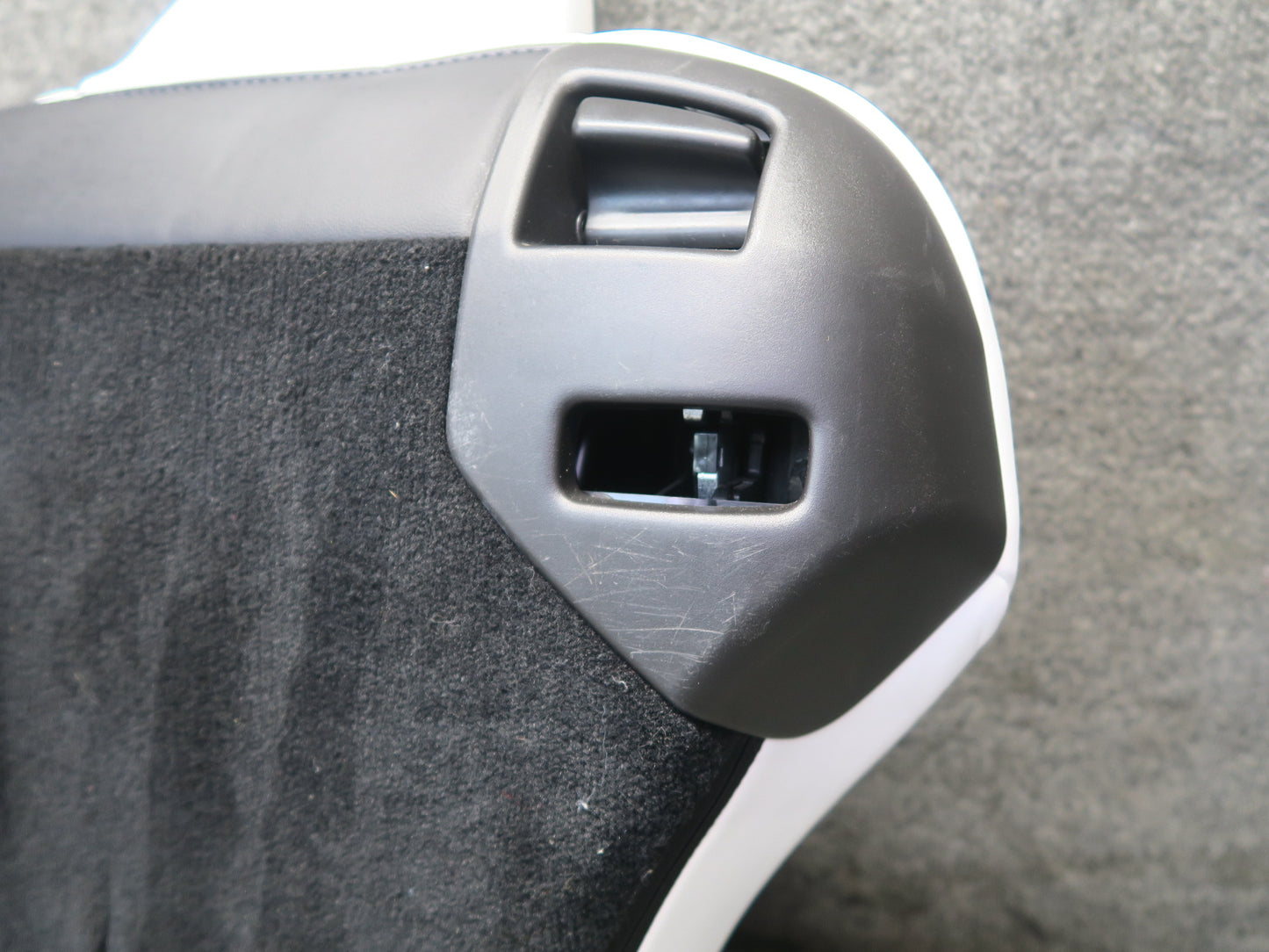 2016-2019 Tesla Model S 75D Rear Right Side Upper Leather Seat Cushion White