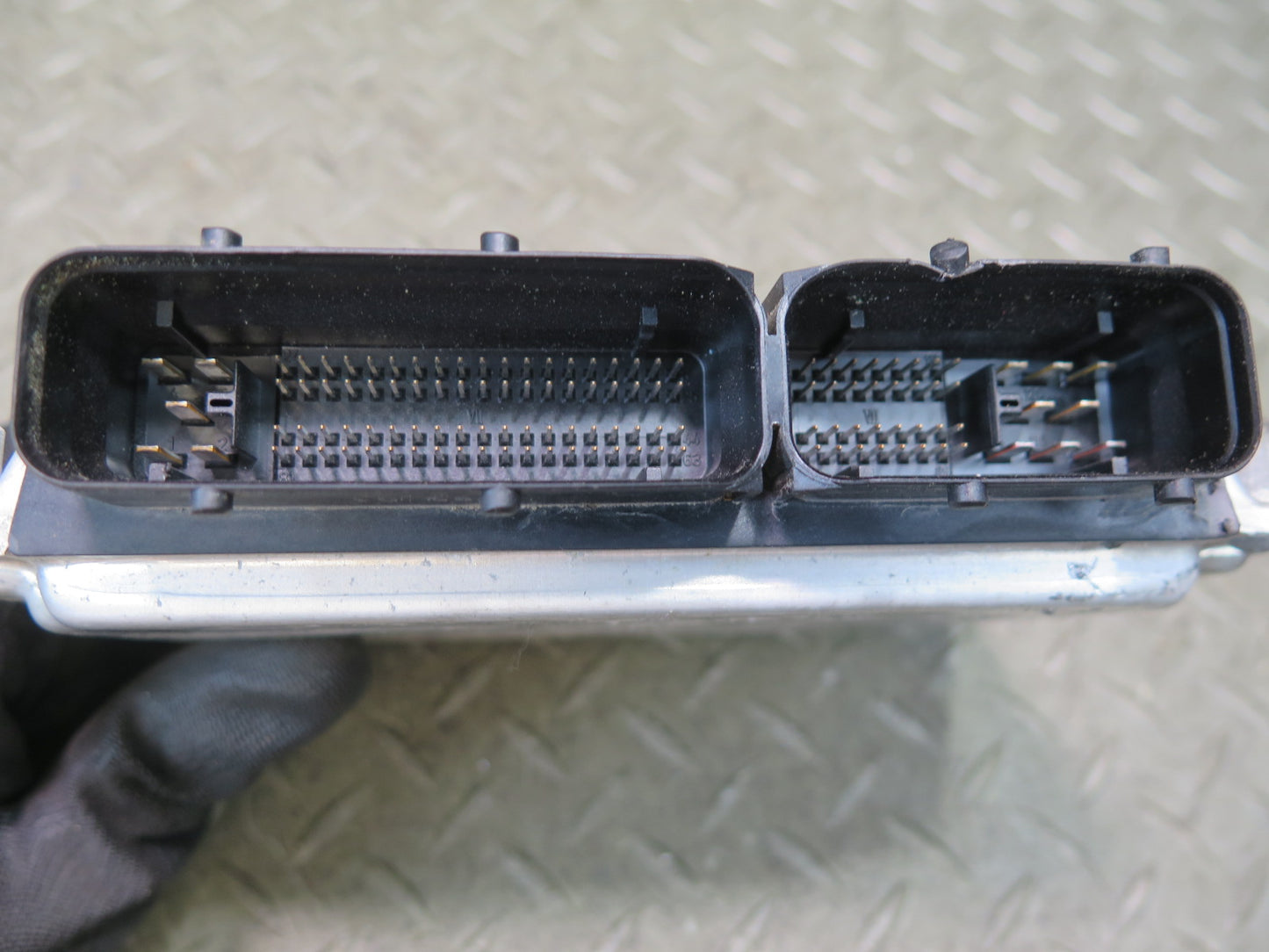 2008 VW Golf MK5 R32 3.2L Cbra Engine ECU Speedo Ignition Theft Lock KEY Set OEM