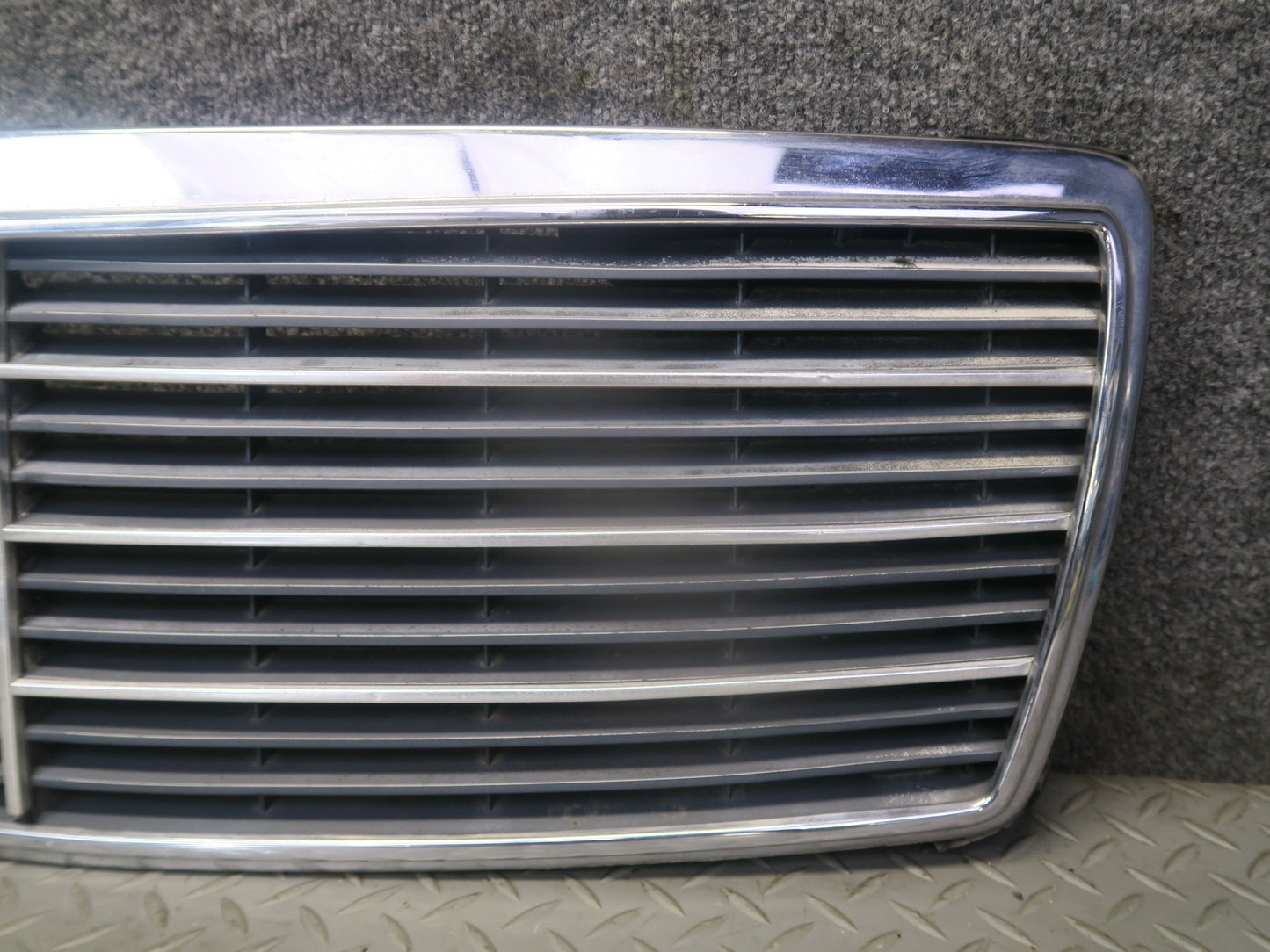 94-99 Mercedes W140 S500 S600 Front Hood Chrome Grille OEM
