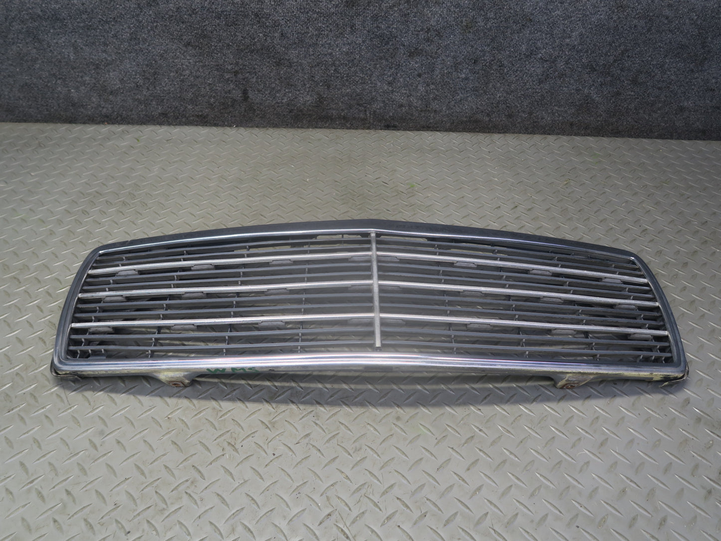 94-99 Mercedes W140 S500 S600 Front Hood Chrome Grille OEM