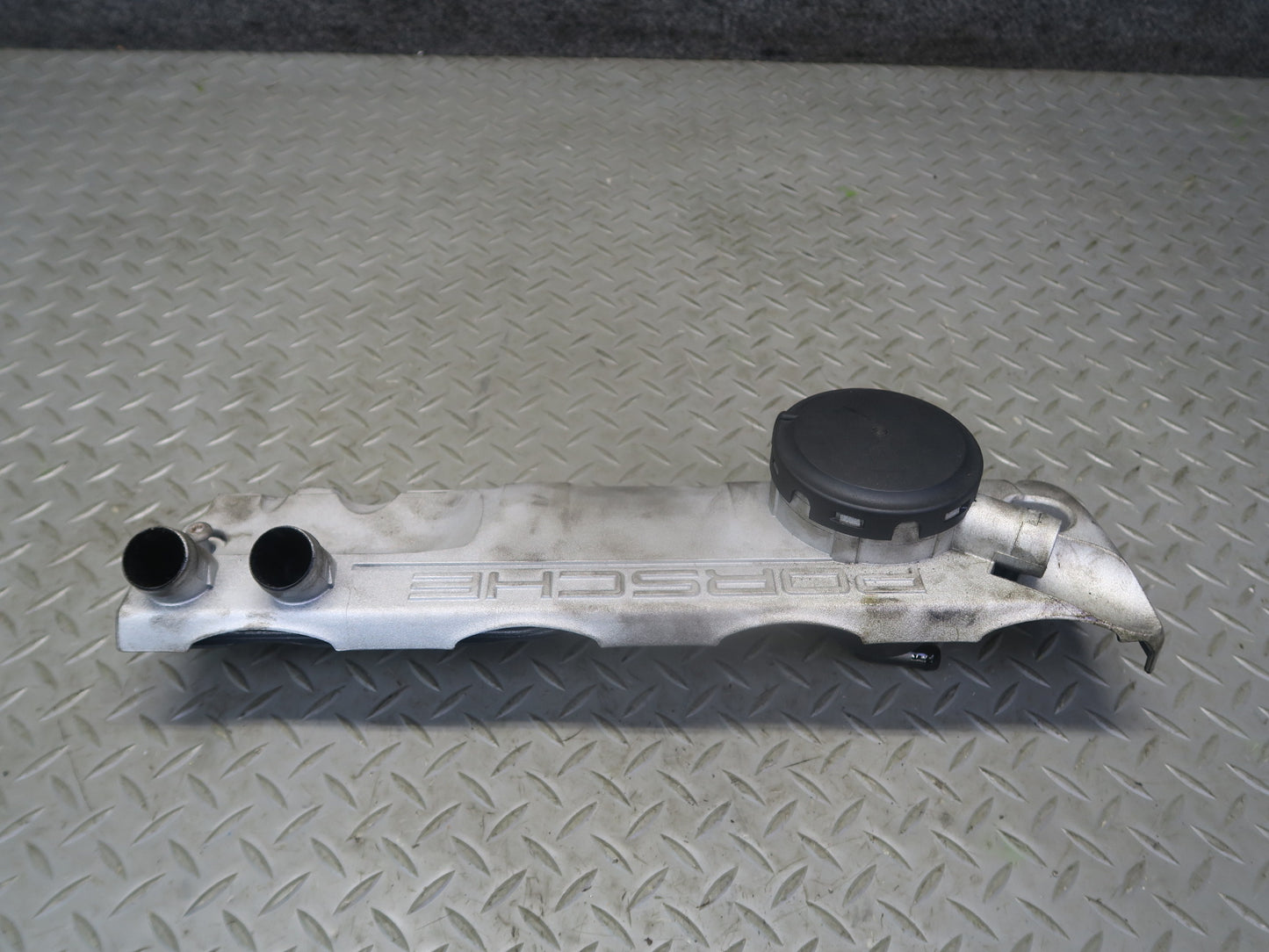 08-10 Porsche Cayenne 957 Turbo Engine Ignition Oil Separator Valve Cover Set