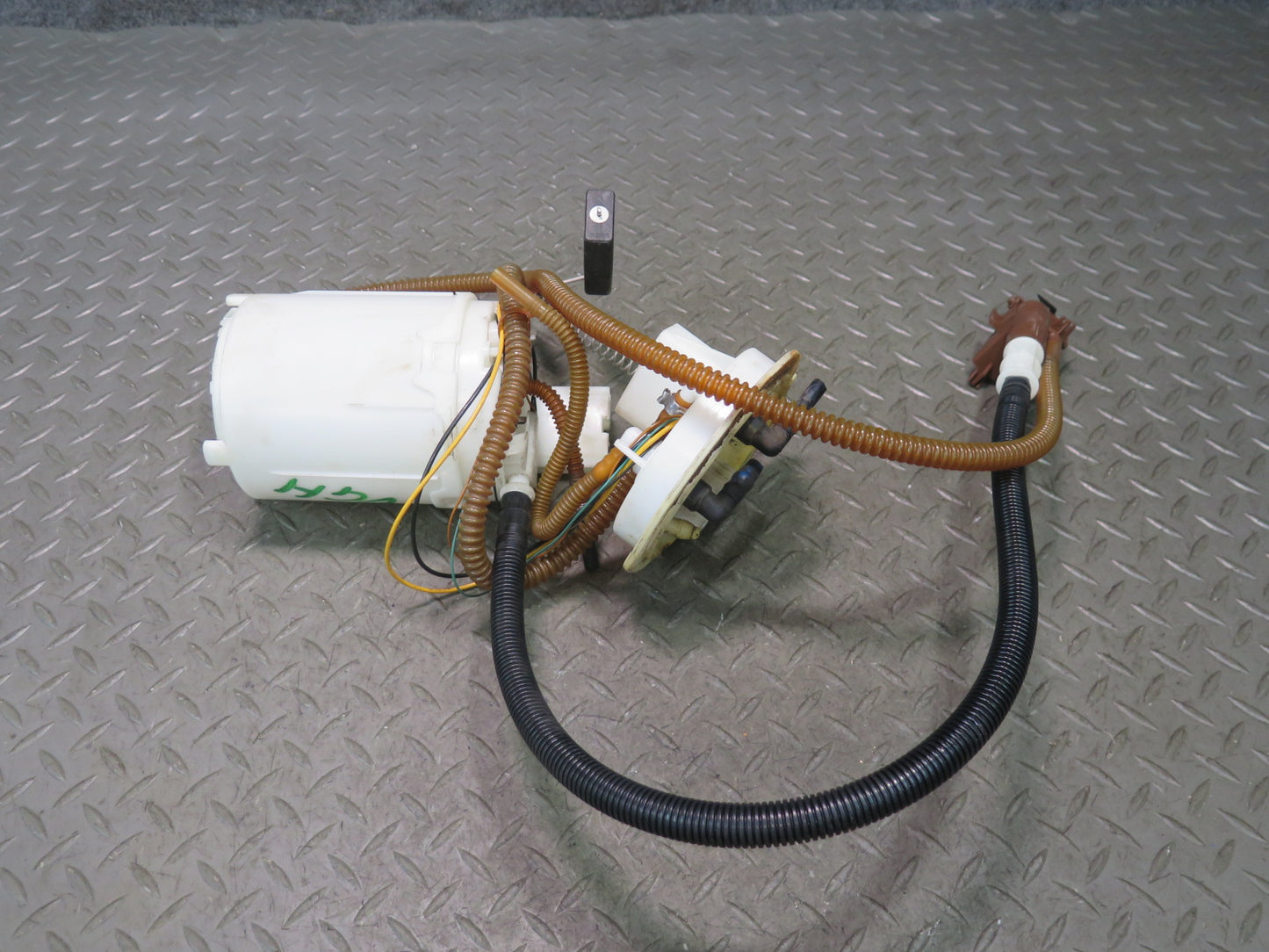 2008 VW Golf MK5 R32 3.2L Fuel Pump Level Sensor Assembly OEM