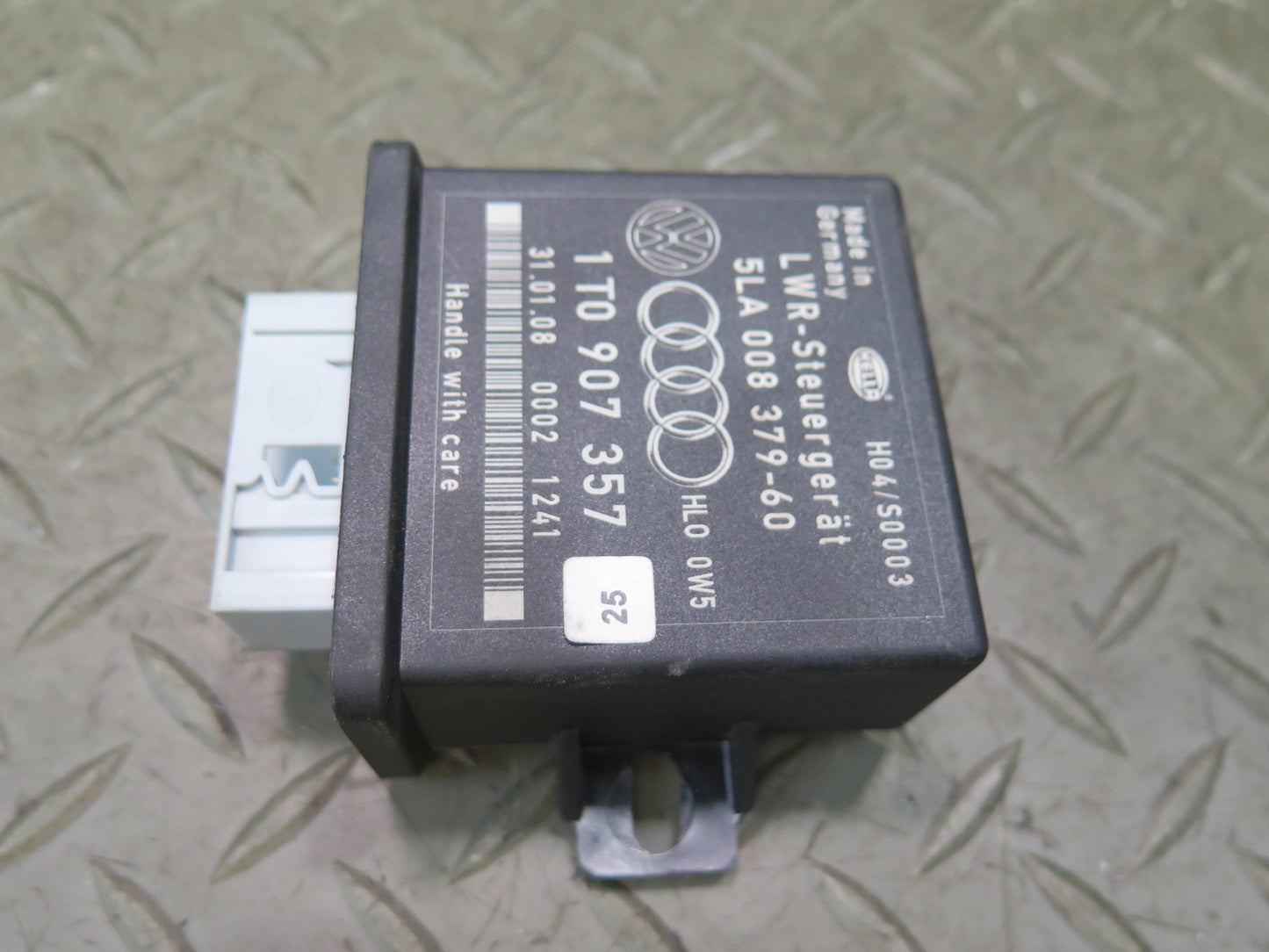 06-09 VW Golf MK5 R32 Headlight Range Control Module 1T0907357 OEM