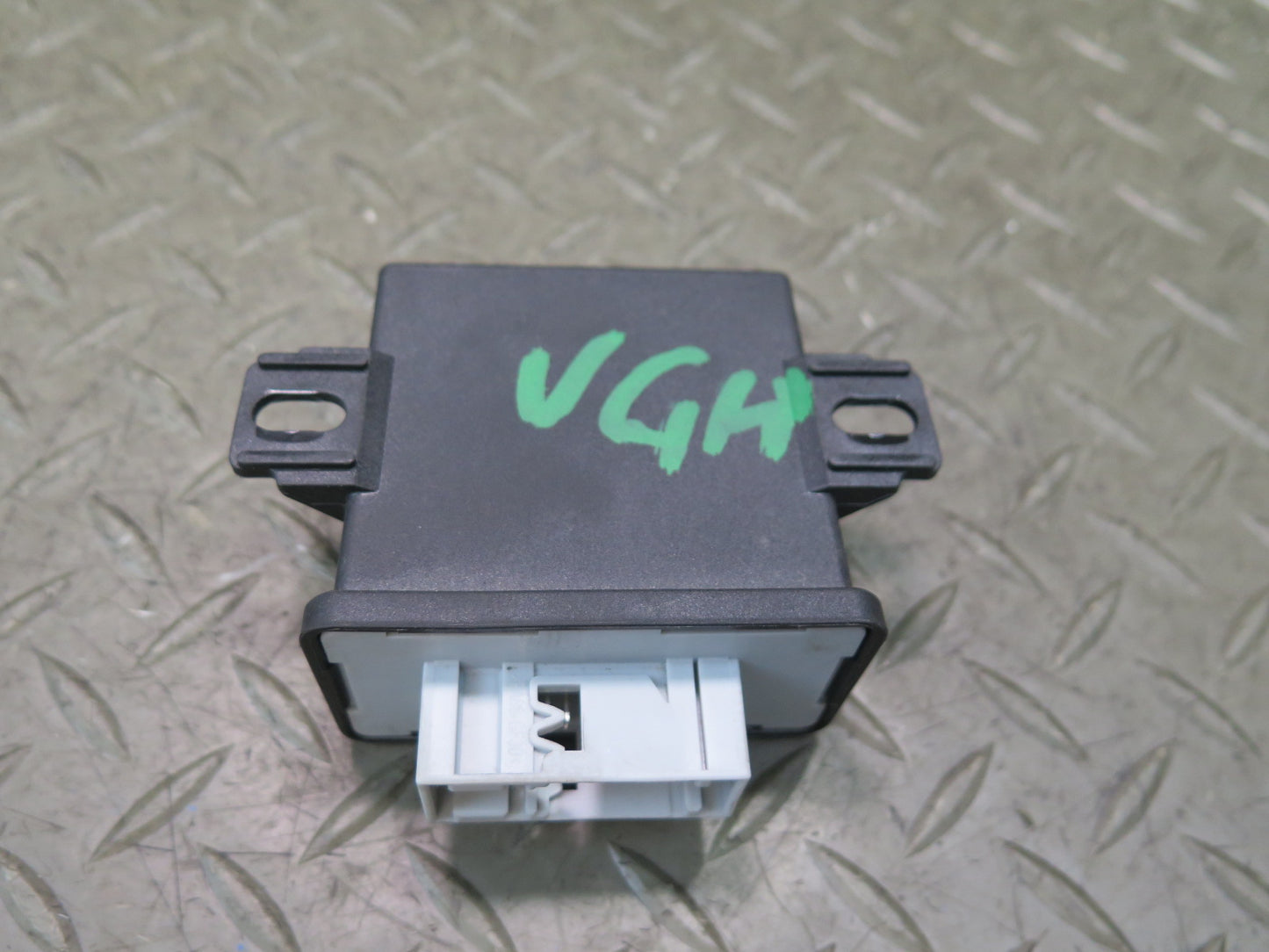 06-09 VW Golf MK5 R32 Headlight Range Control Module 1T0907357 OEM