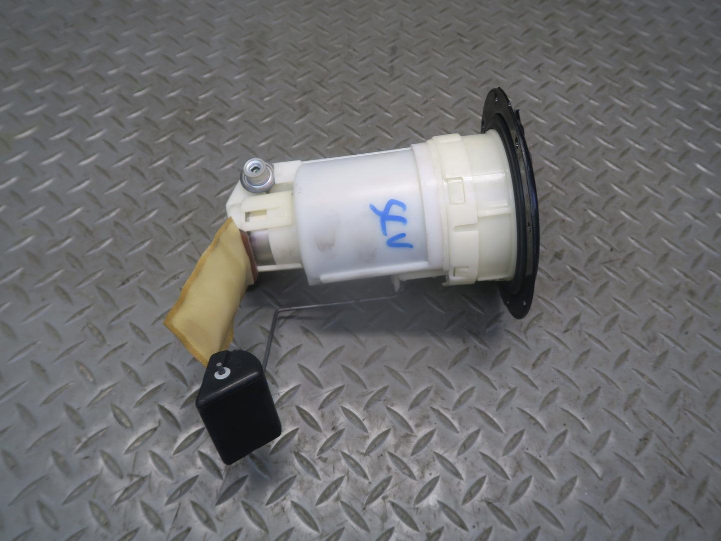 06-10 Lexus UZZ40L SC430 Fuel Pump Level Sensor Sending Unit Set OEM
