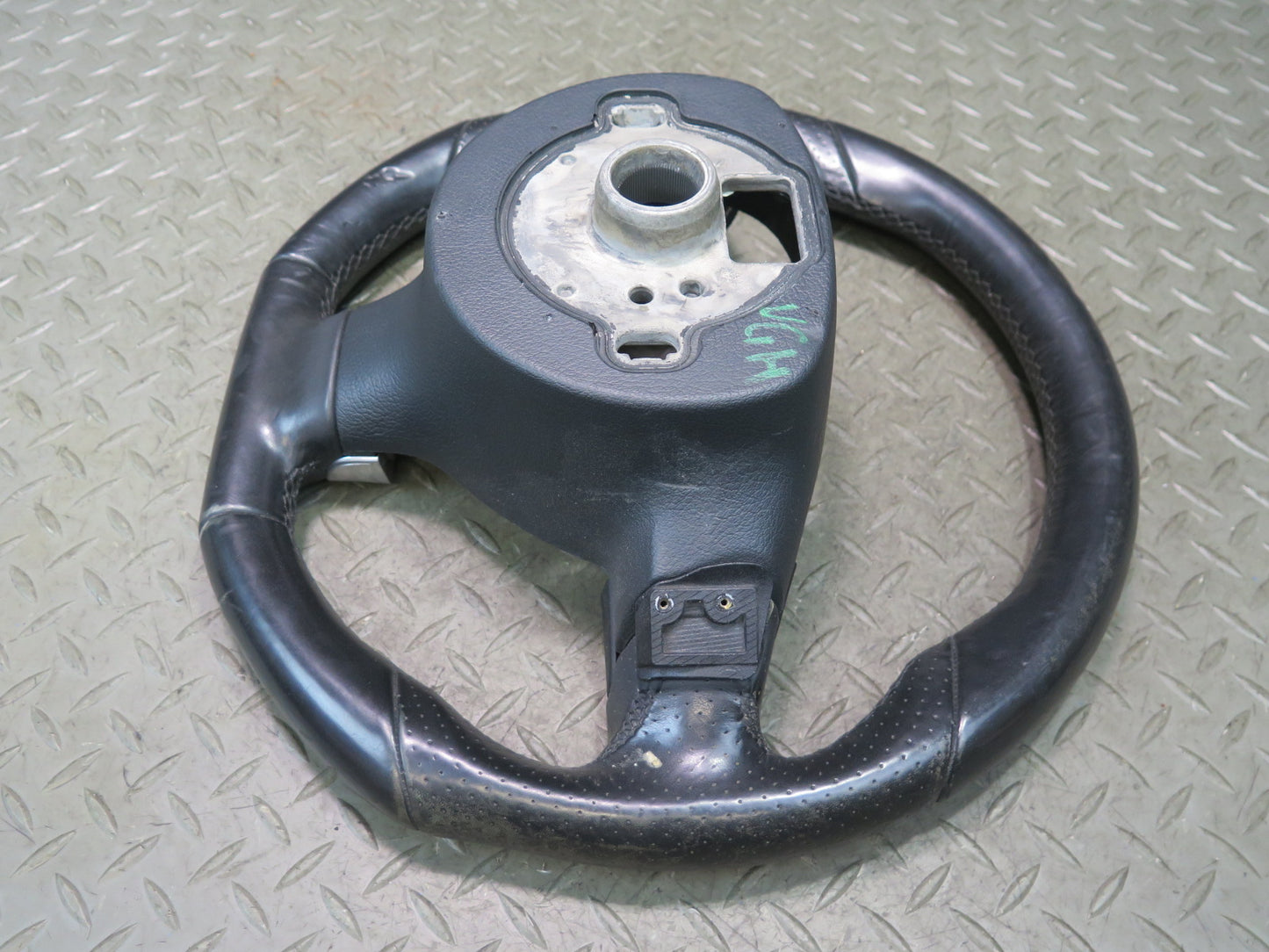 2008 VW Golf MK5 R32 A/T Leather Steering Black w Controls OEM