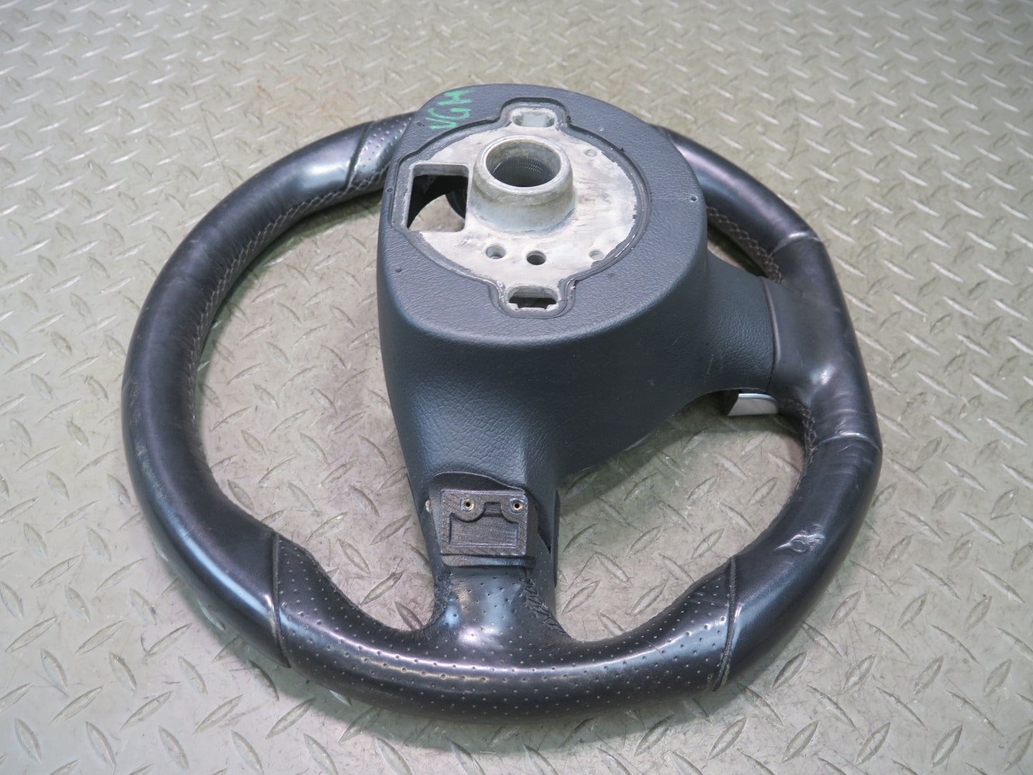 2008 VW Golf MK5 R32 A/T Leather Steering Black w Controls OEM