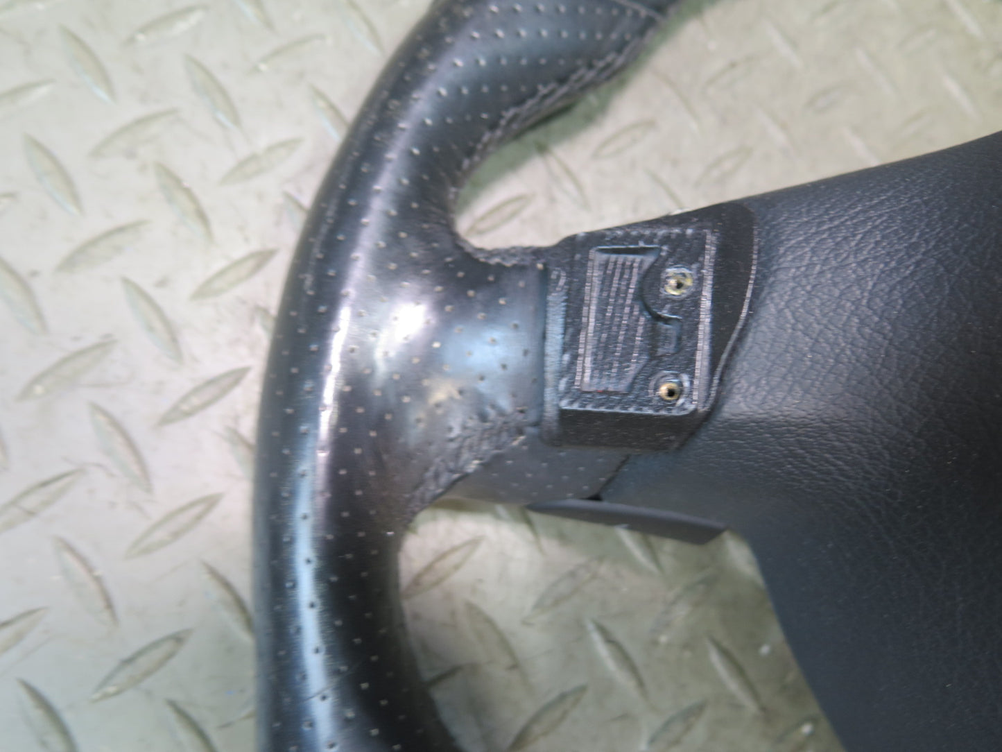 2008 VW Golf MK5 R32 A/T Leather Steering Black w Controls OEM