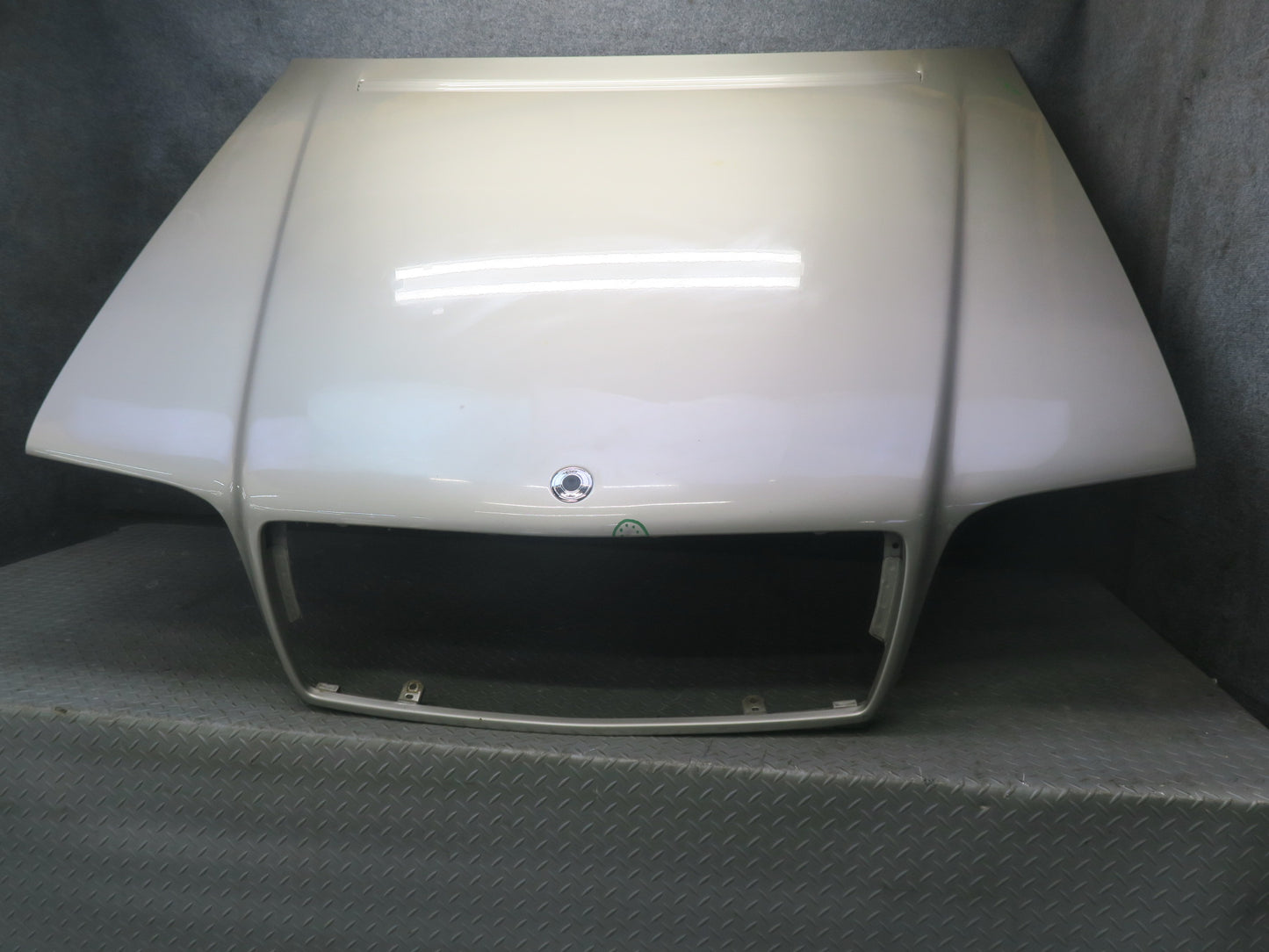 94-99 Mercedes W140 S500 Sedan Front Hood Bonnet Shell Panel Cover Silver OEM